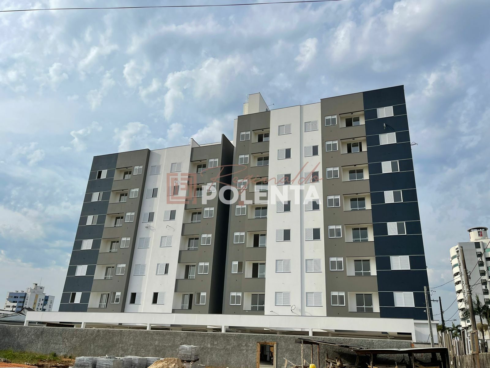 Apartamento à venda com 2 quartos, 52m² - Foto 1