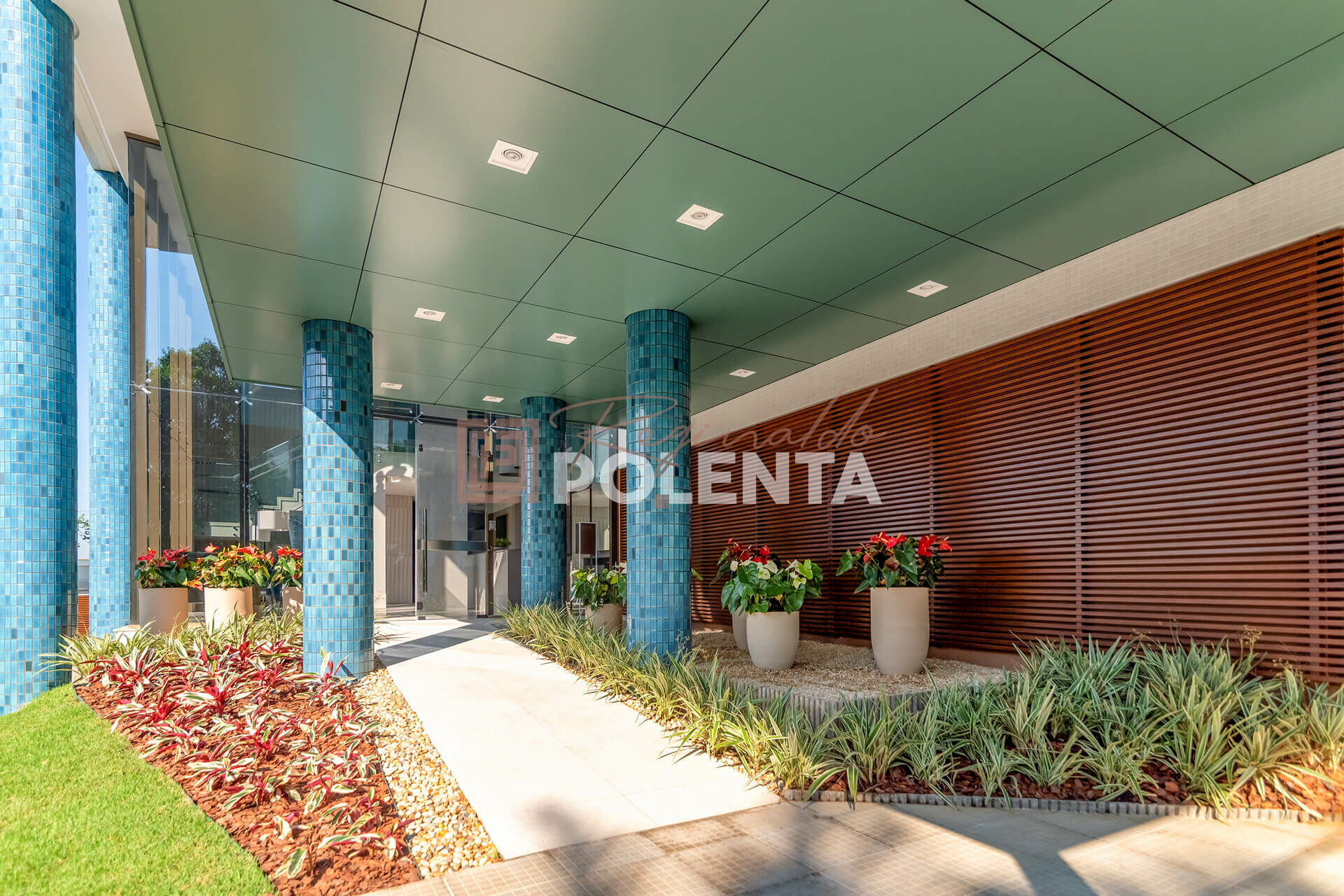 Apartamento à venda com 3 quartos, 172m² - Foto 4
