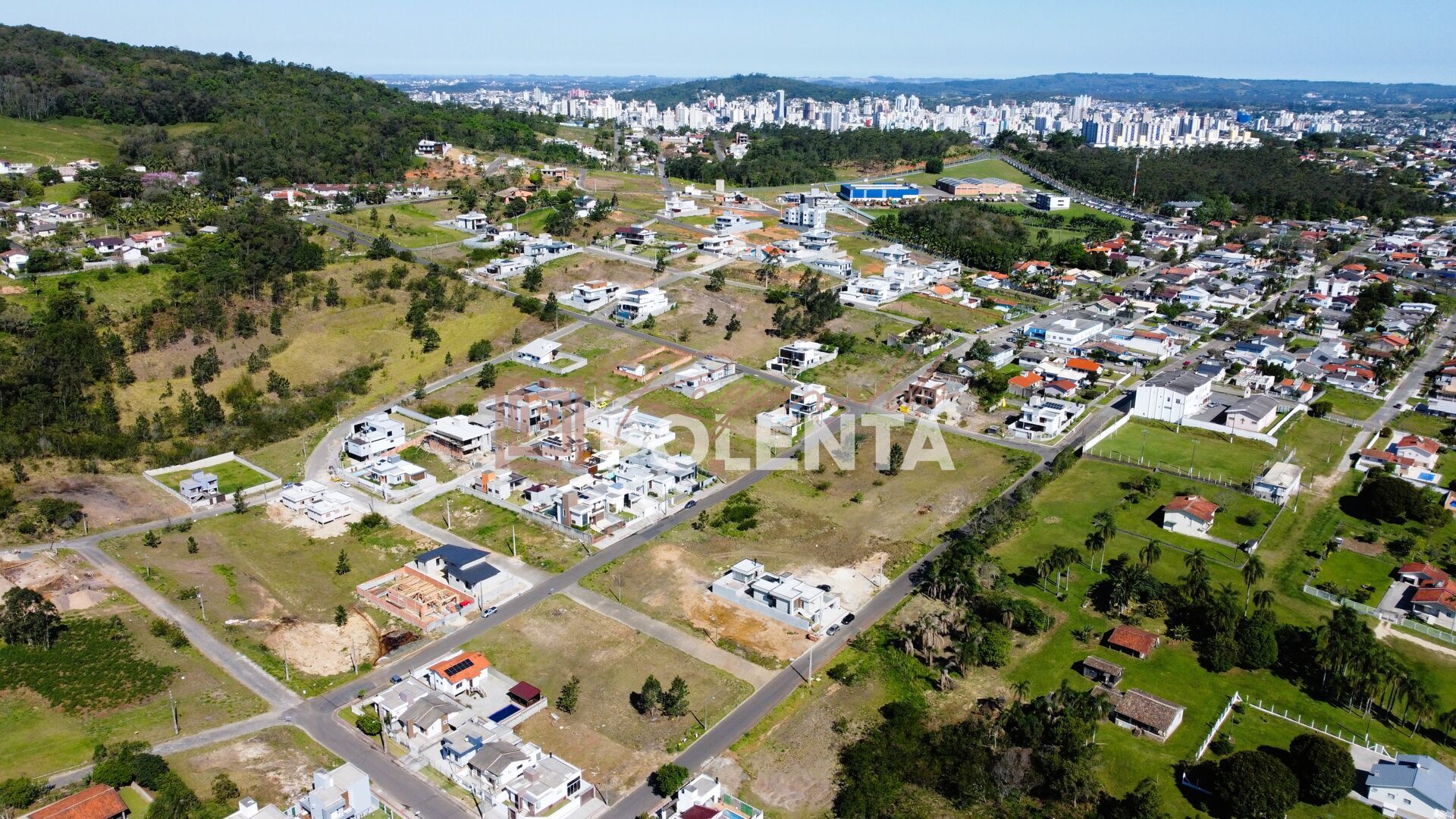 Terreno à venda, 450m² - Foto 16