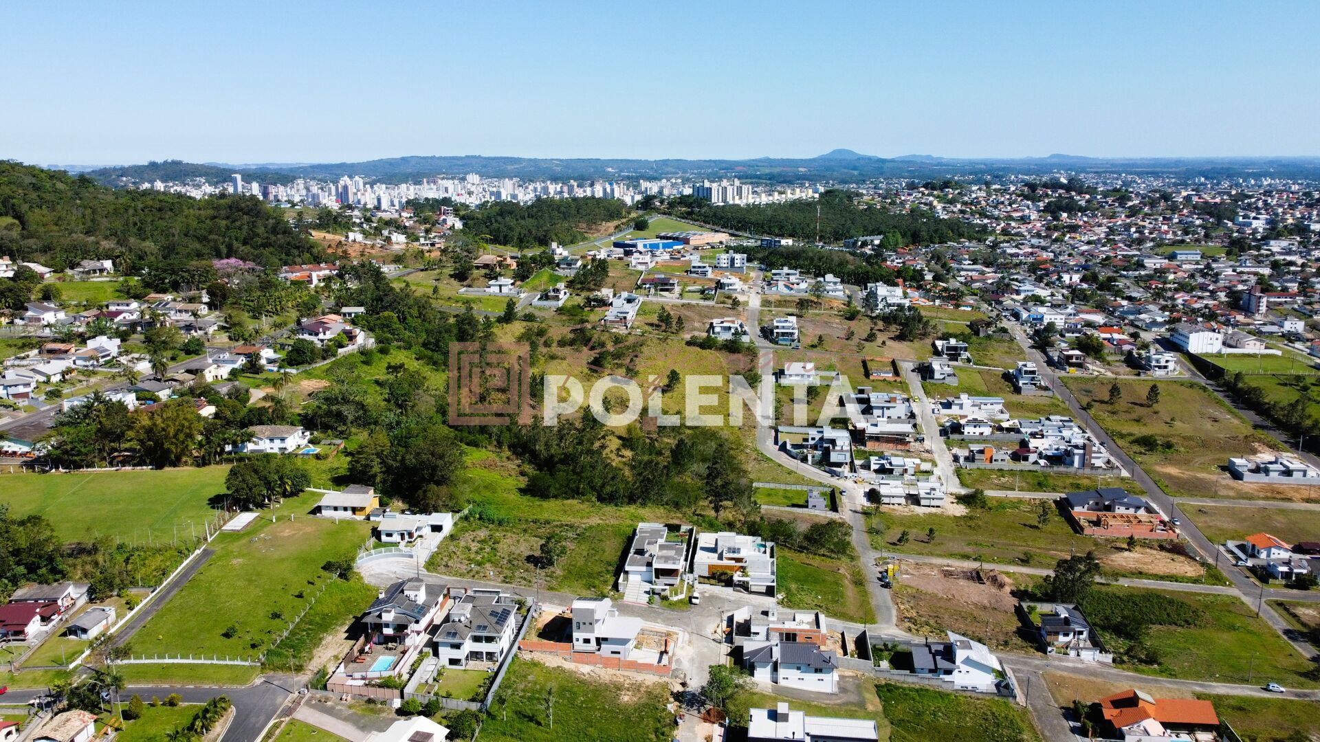 Terreno à venda, 450m² - Foto 1