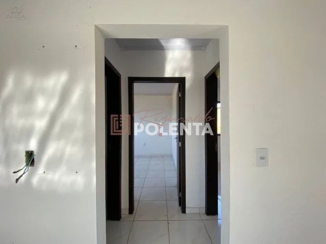 Casa à venda com 2 quartos, 55m² - Foto 5