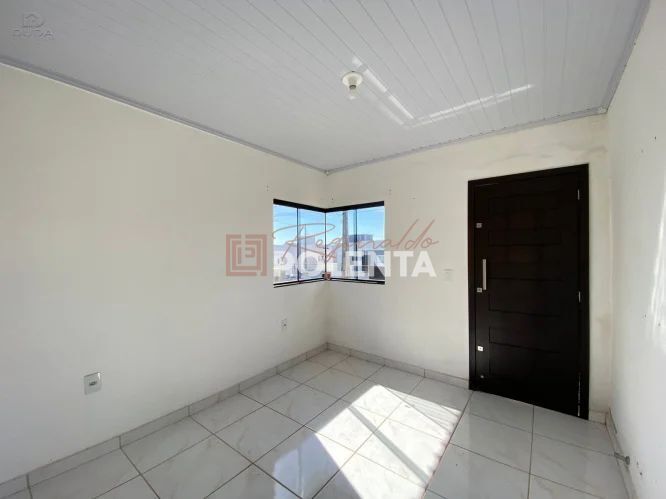 Casa à venda com 2 quartos, 55m² - Foto 8