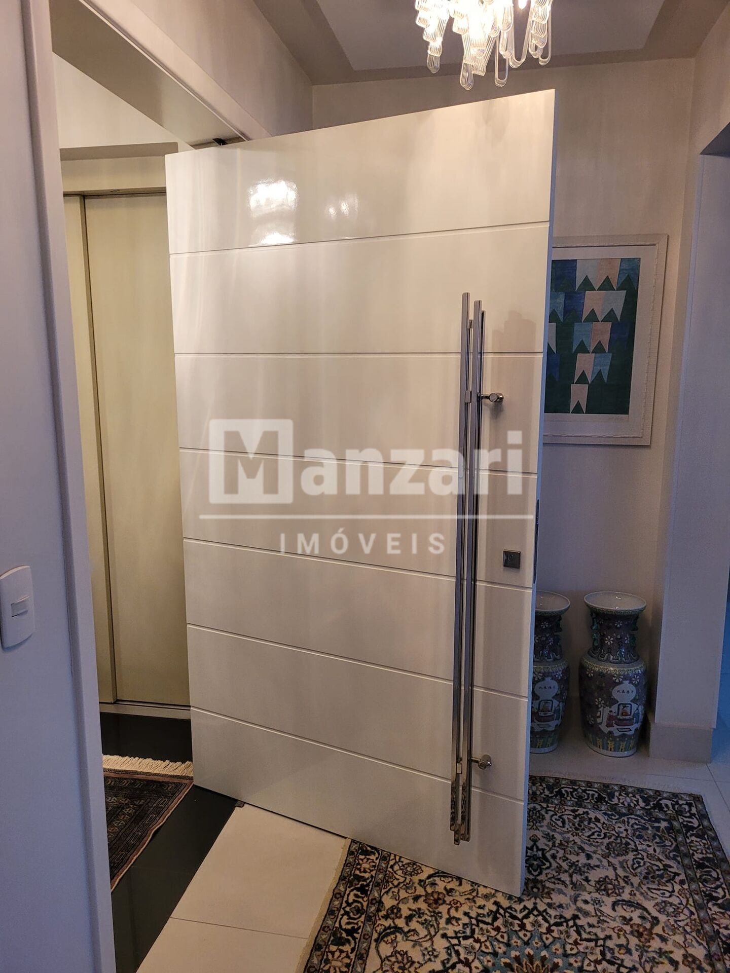 Apartamento à venda com 2 quartos, 234m² - Foto 2