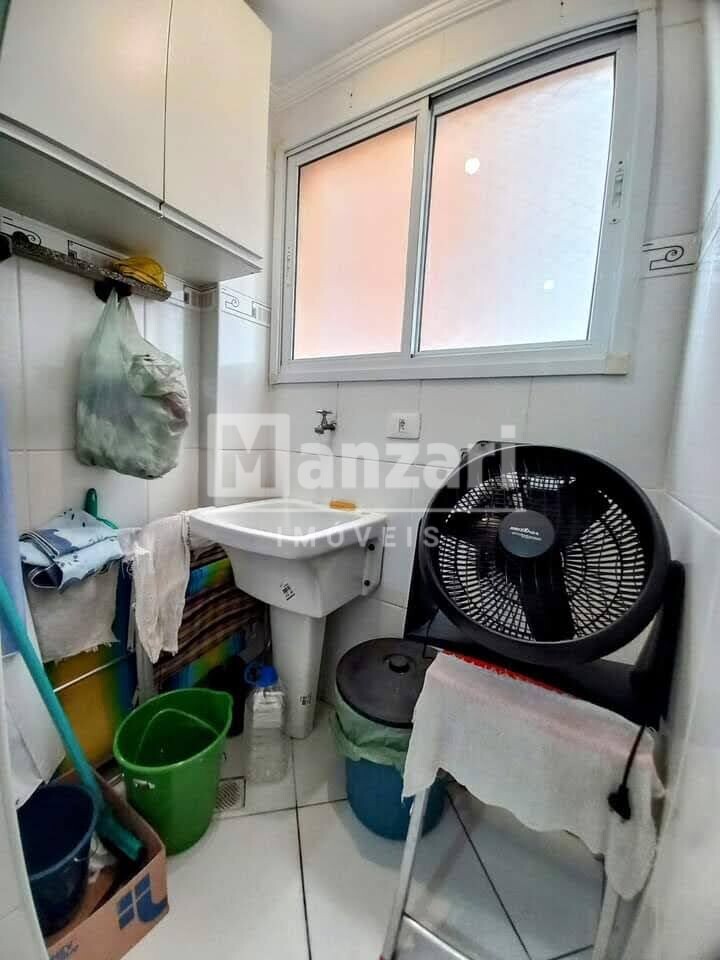 Apartamento à venda com 1 quarto, 42m² - Foto 8