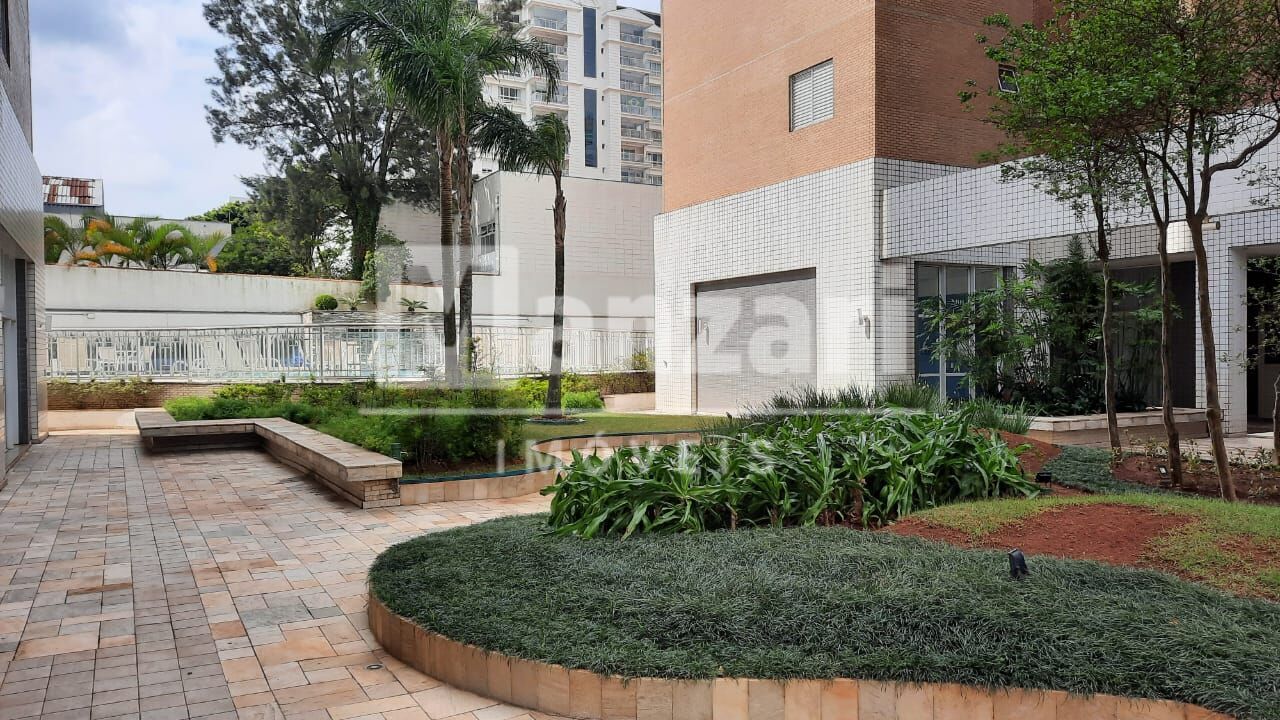 Apartamento à venda com 3 quartos, 133m² - Foto 27