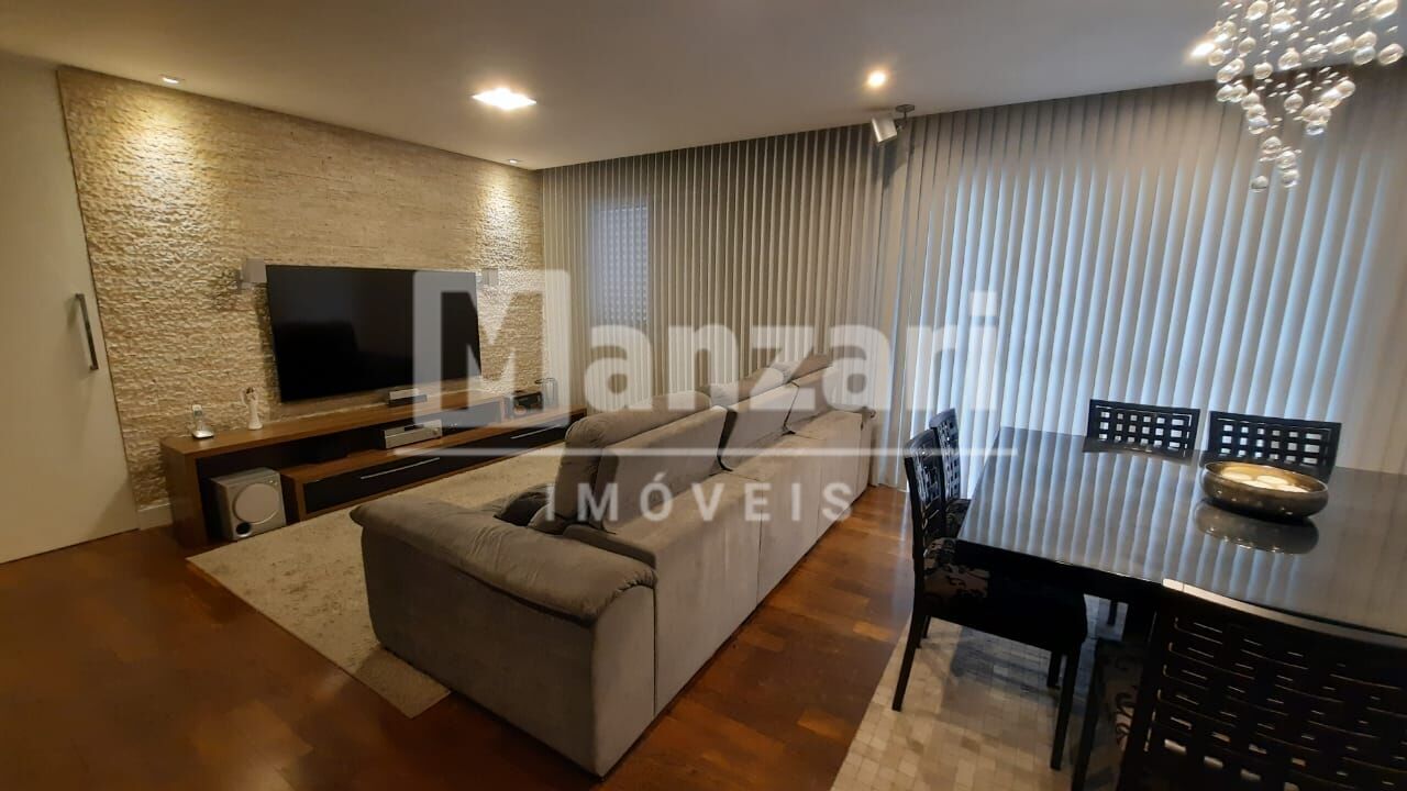 Apartamento à venda com 3 quartos, 133m² - Foto 1