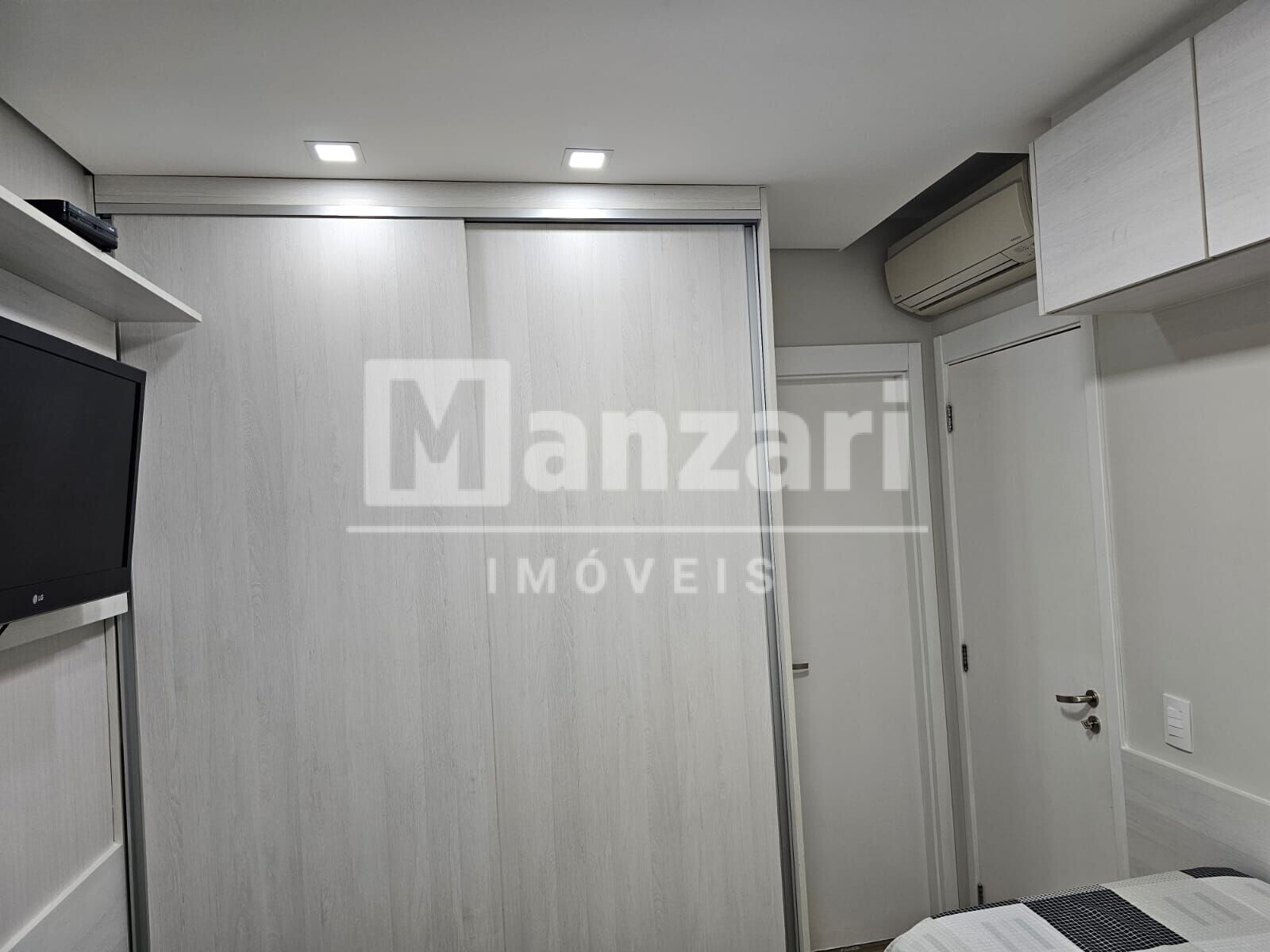 Apartamento à venda com 2 quartos, 90m² - Foto 22