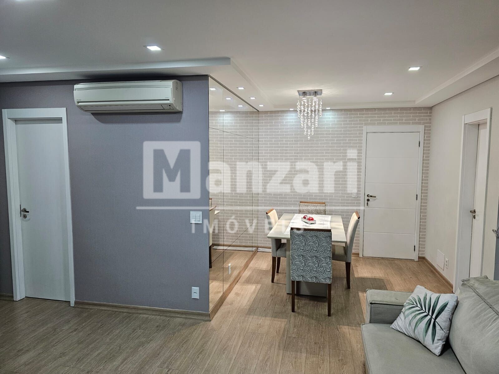 Apartamento à venda com 2 quartos, 90m² - Foto 5