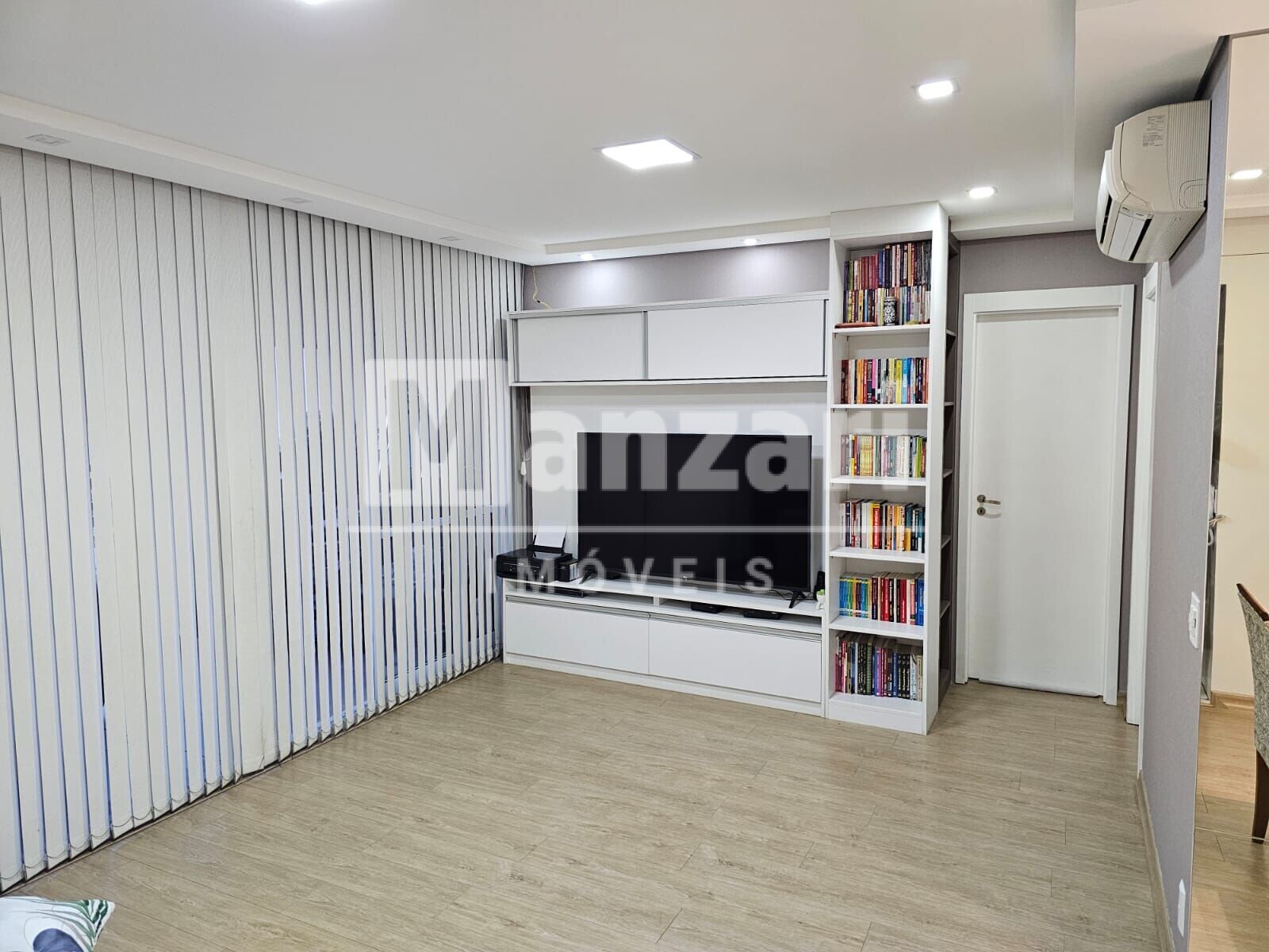 Apartamento à venda com 2 quartos, 90m² - Foto 4