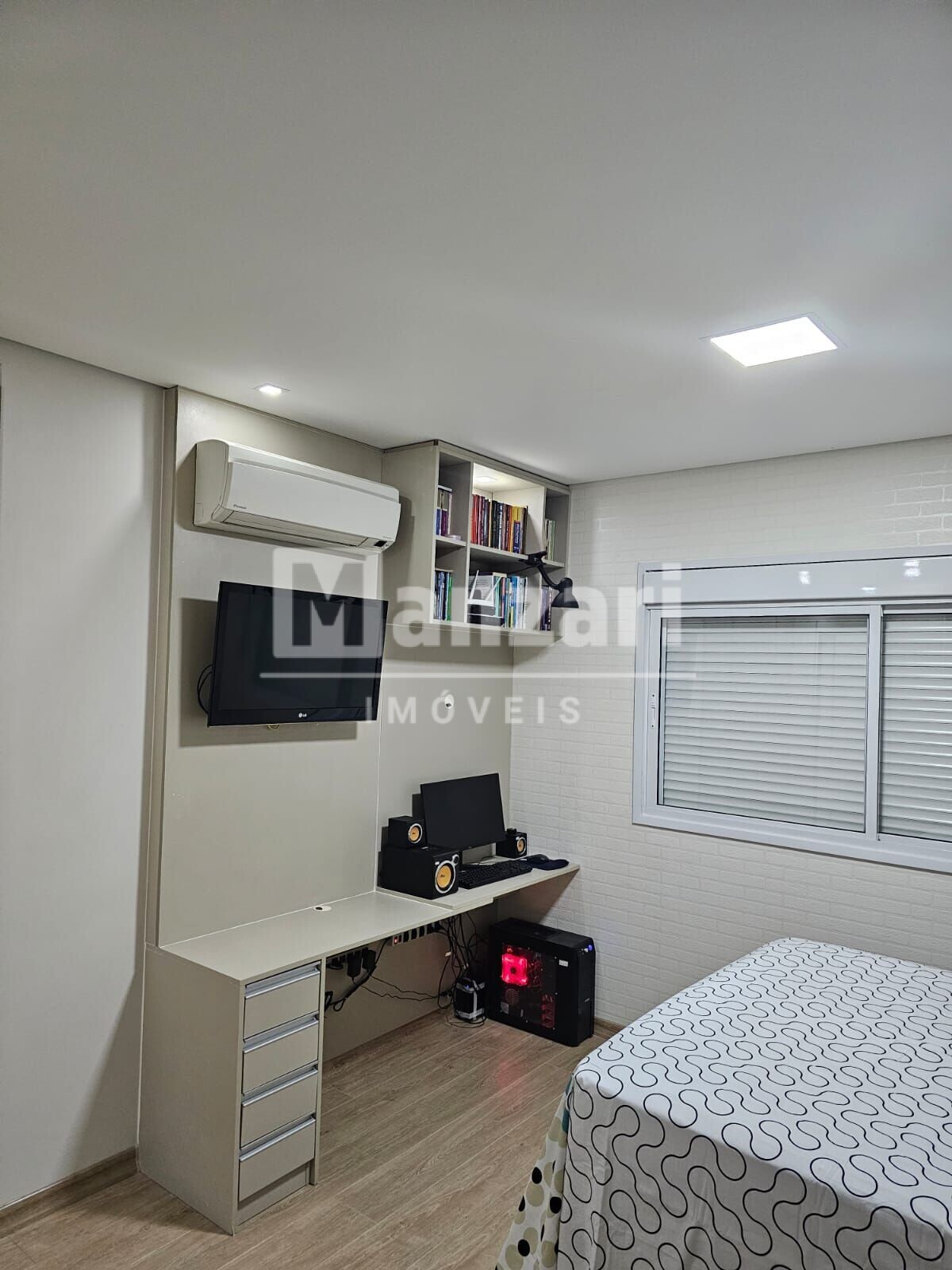 Apartamento à venda com 2 quartos, 90m² - Foto 17