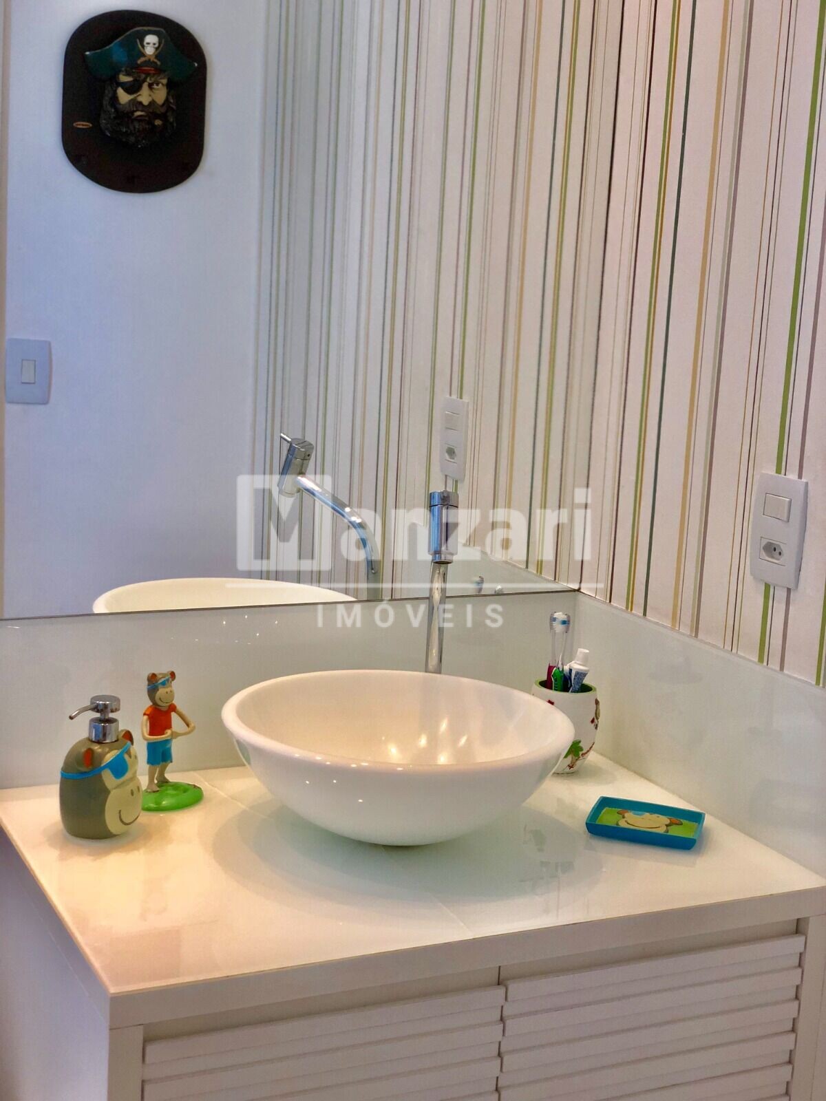 Apartamento à venda com 3 quartos, 146m² - Foto 13