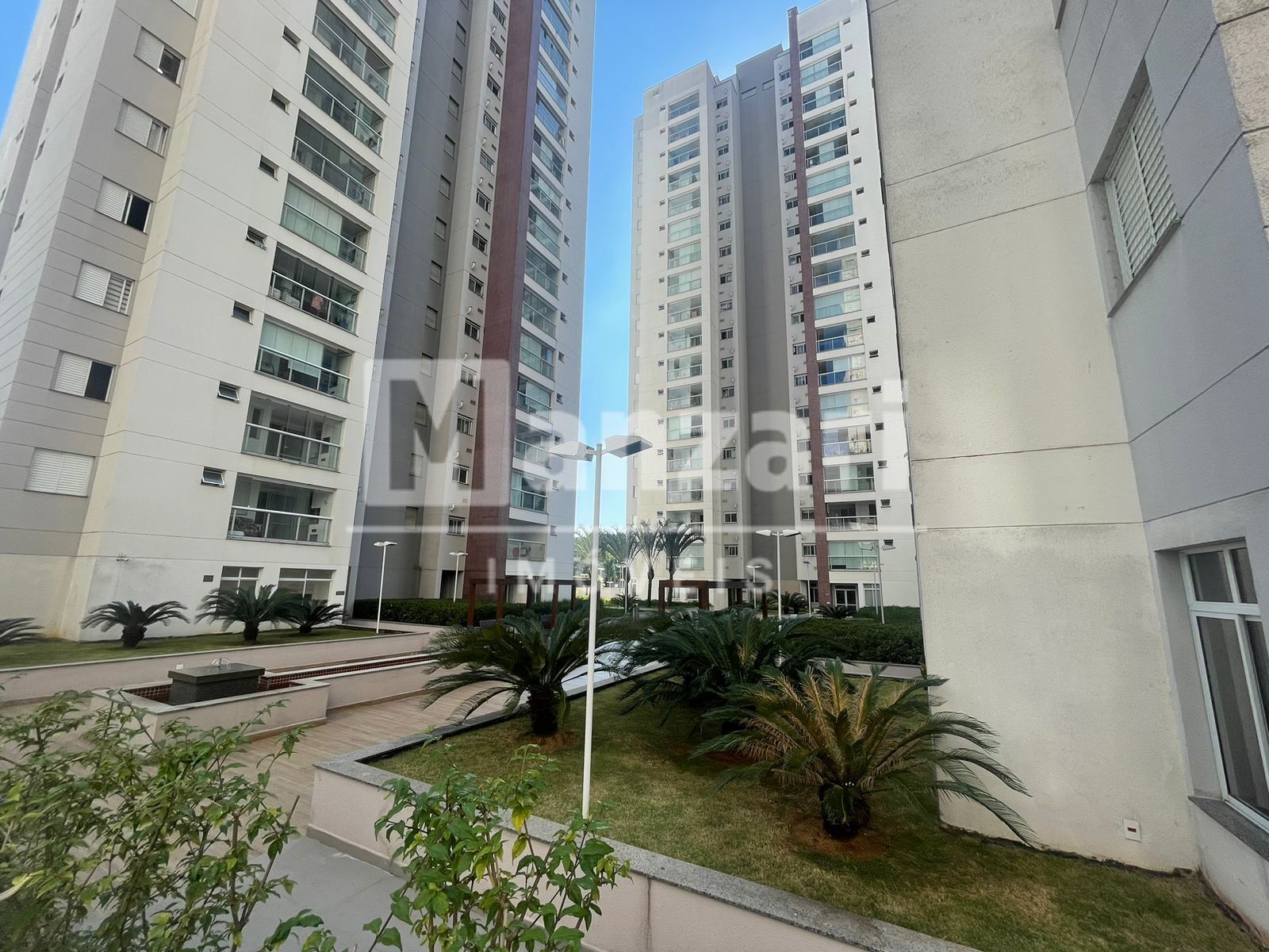 Apartamento à venda com 2 quartos, 79m² - Foto 33