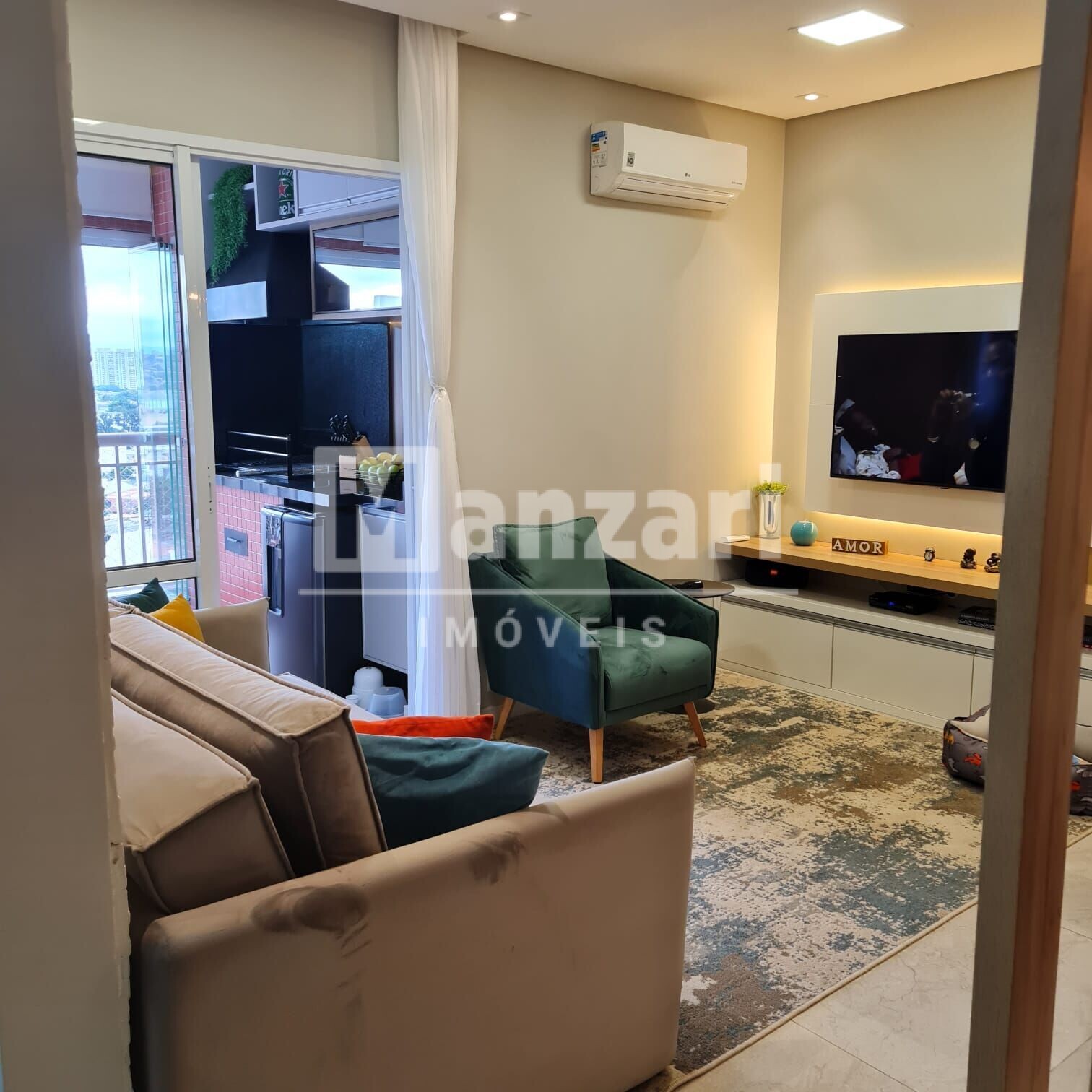 Apartamento à venda com 2 quartos, 68m² - Foto 1