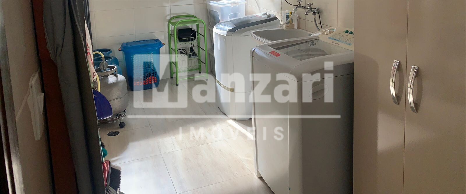 Sobrado à venda com 3 quartos, 308m² - Foto 11