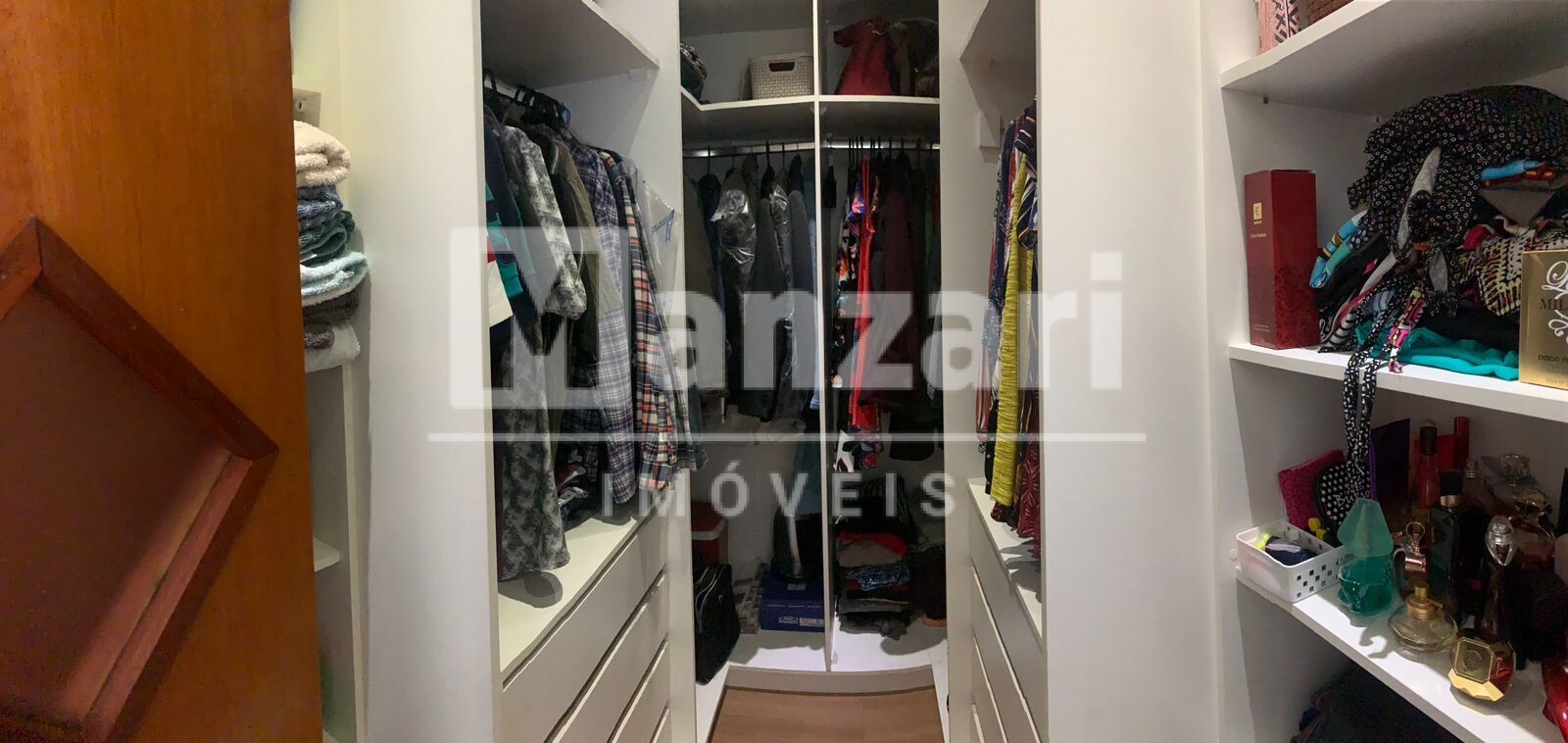 Sobrado à venda com 3 quartos, 308m² - Foto 22