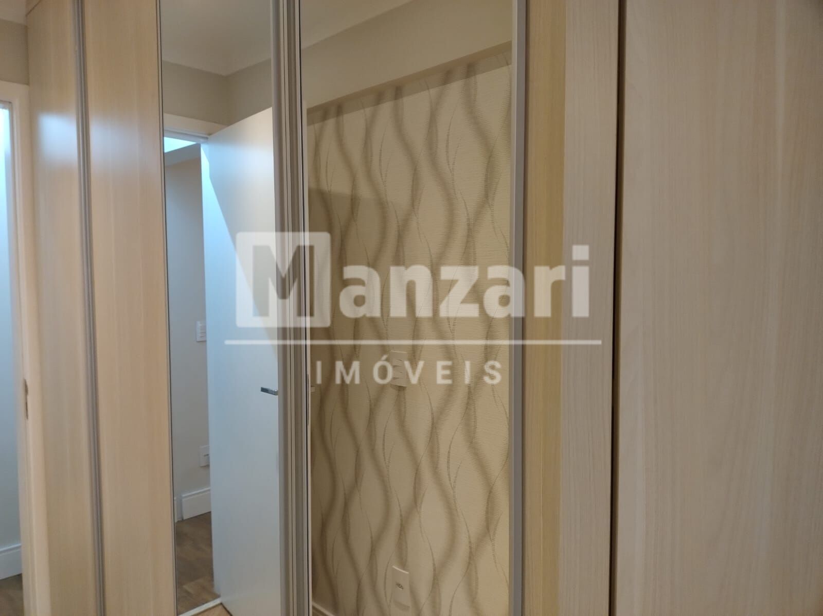 Apartamento à venda com 3 quartos, 107m² - Foto 15