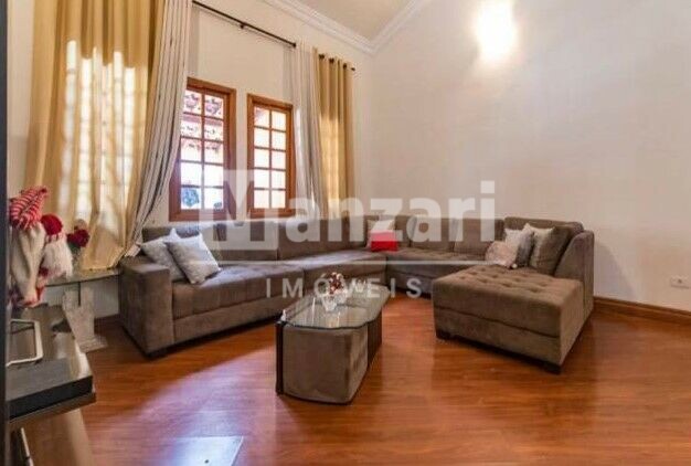 Casa à venda com 3 quartos, 220m² - Foto 3