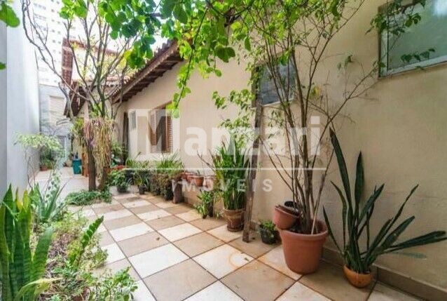 Casa à venda com 3 quartos, 220m² - Foto 22