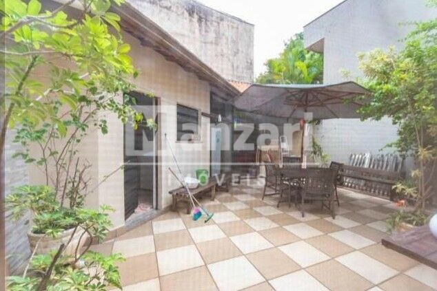 Casa à venda com 3 quartos, 220m² - Foto 23