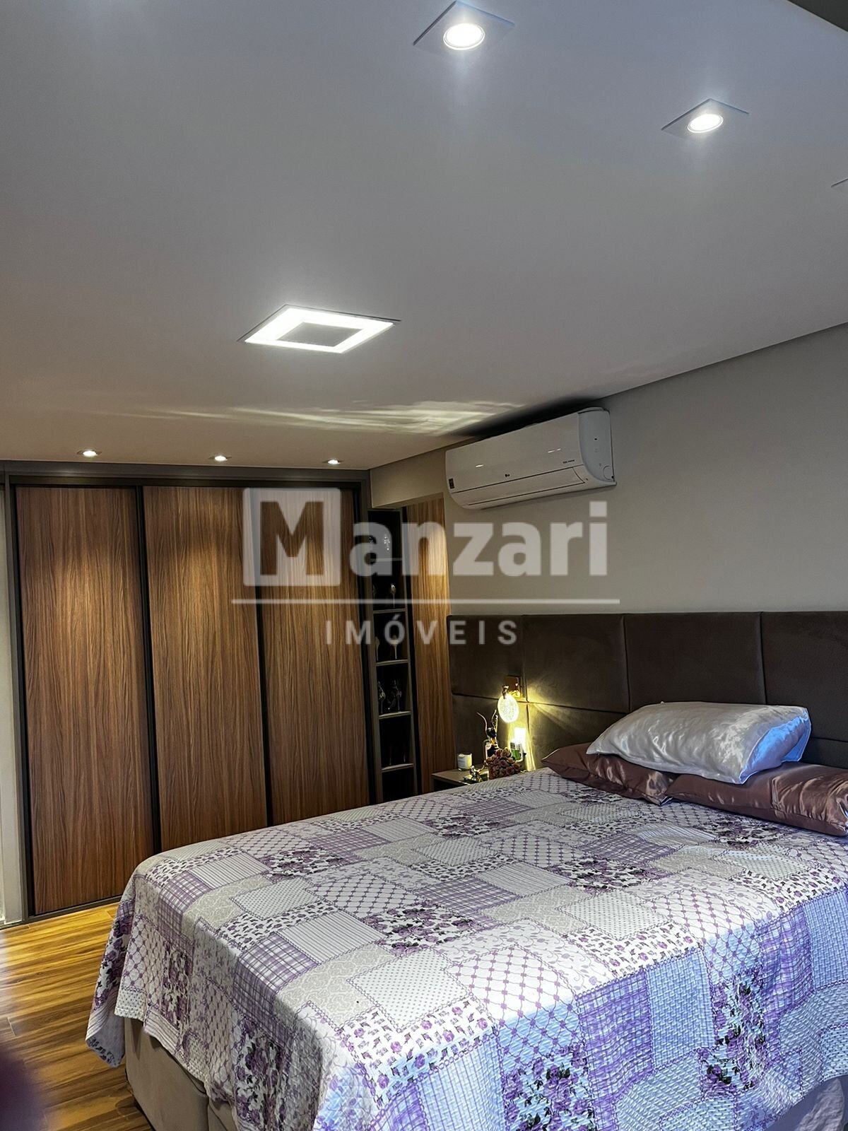 Apartamento à venda com 4 quartos, 204m² - Foto 16