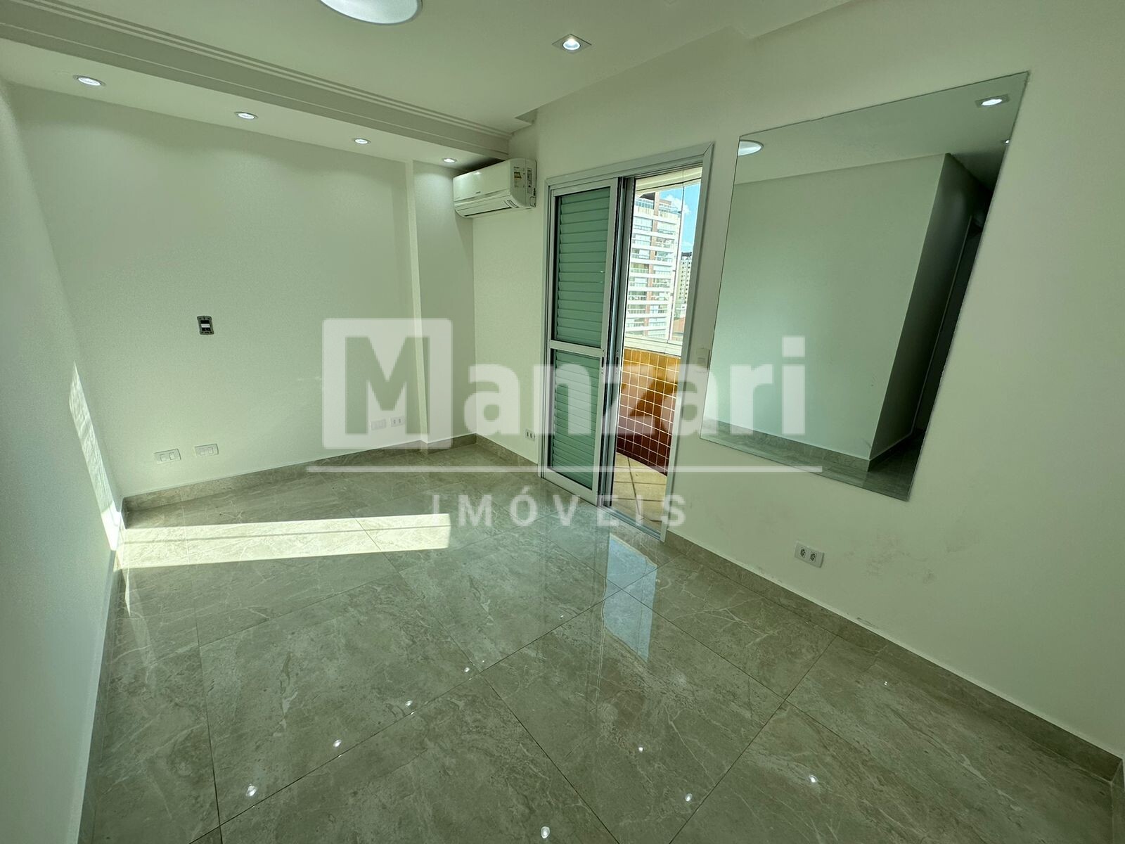 Apartamento à venda com 3 quartos, 177m² - Foto 25