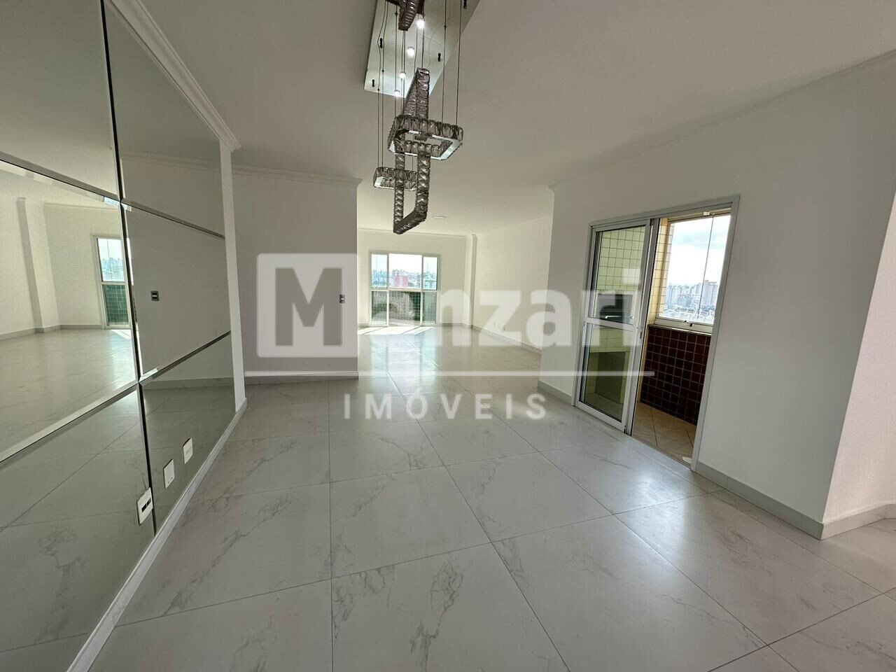 Apartamento à venda com 3 quartos, 177m² - Foto 3