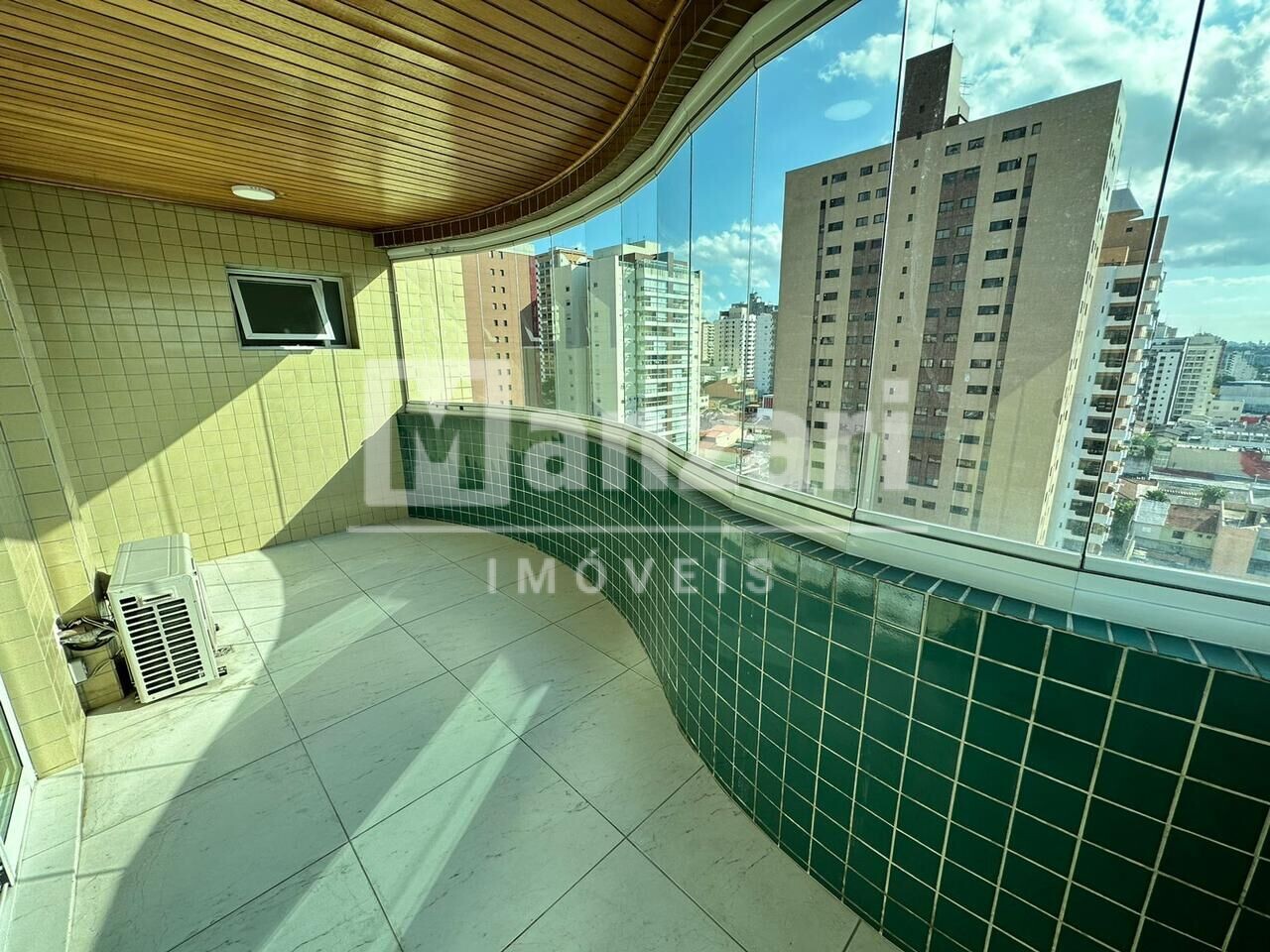 Apartamento à venda com 3 quartos, 177m² - Foto 10