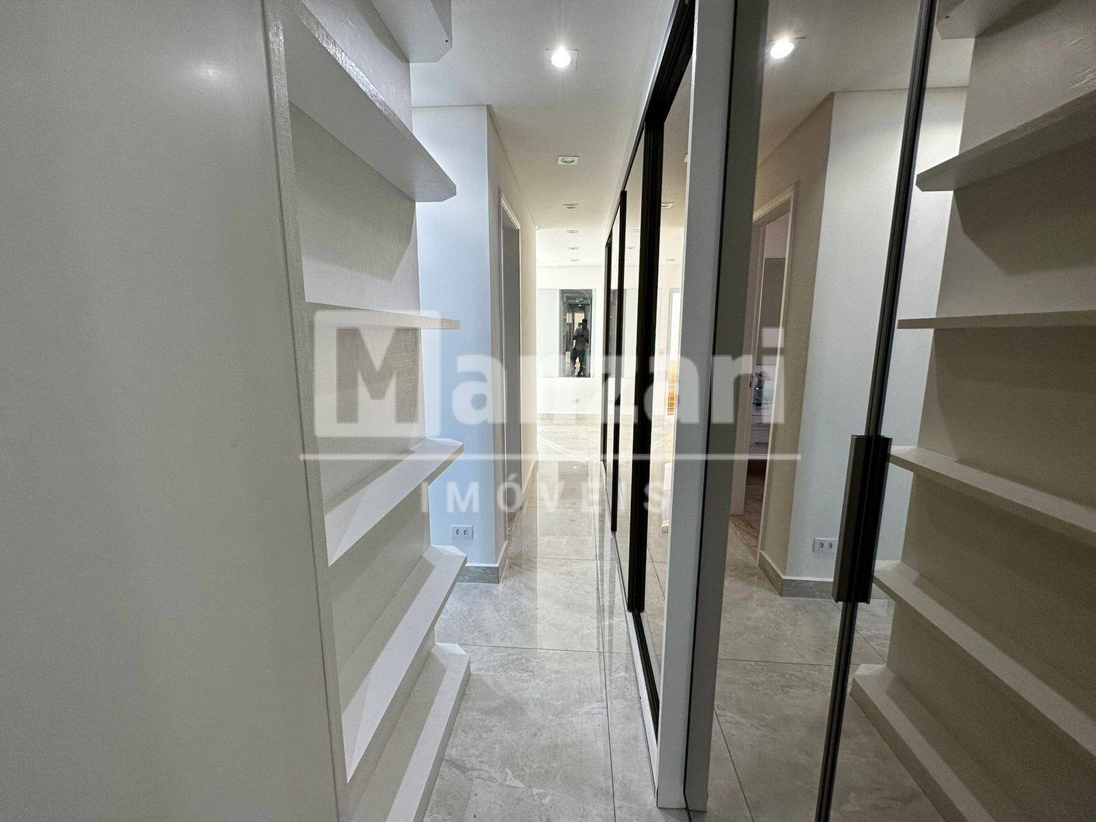 Apartamento à venda com 3 quartos, 177m² - Foto 24