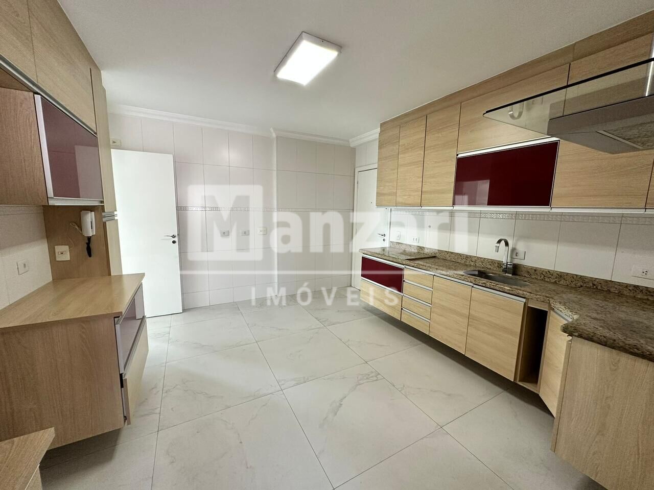 Apartamento à venda com 3 quartos, 177m² - Foto 12