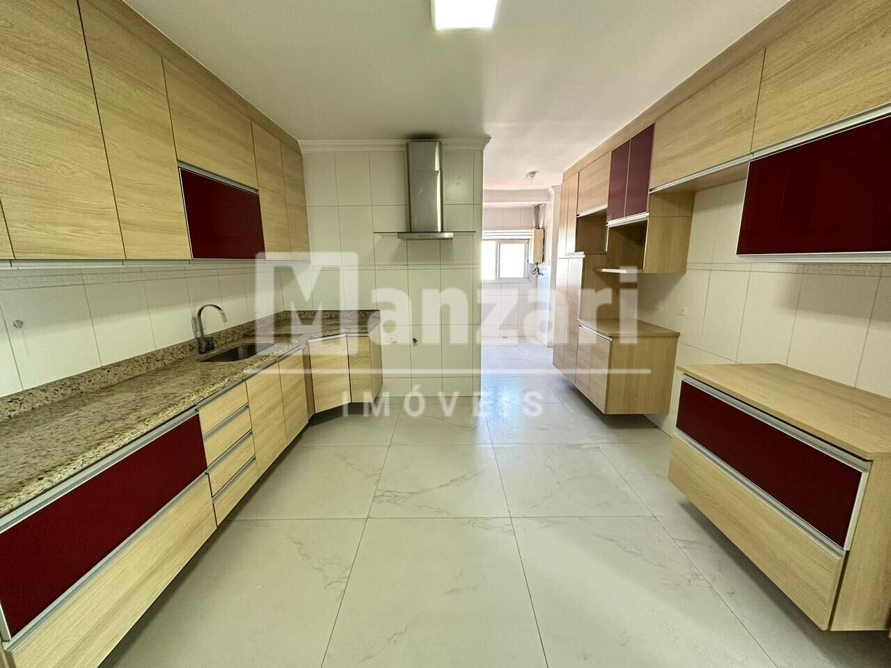 Apartamento à venda com 3 quartos, 177m² - Foto 13