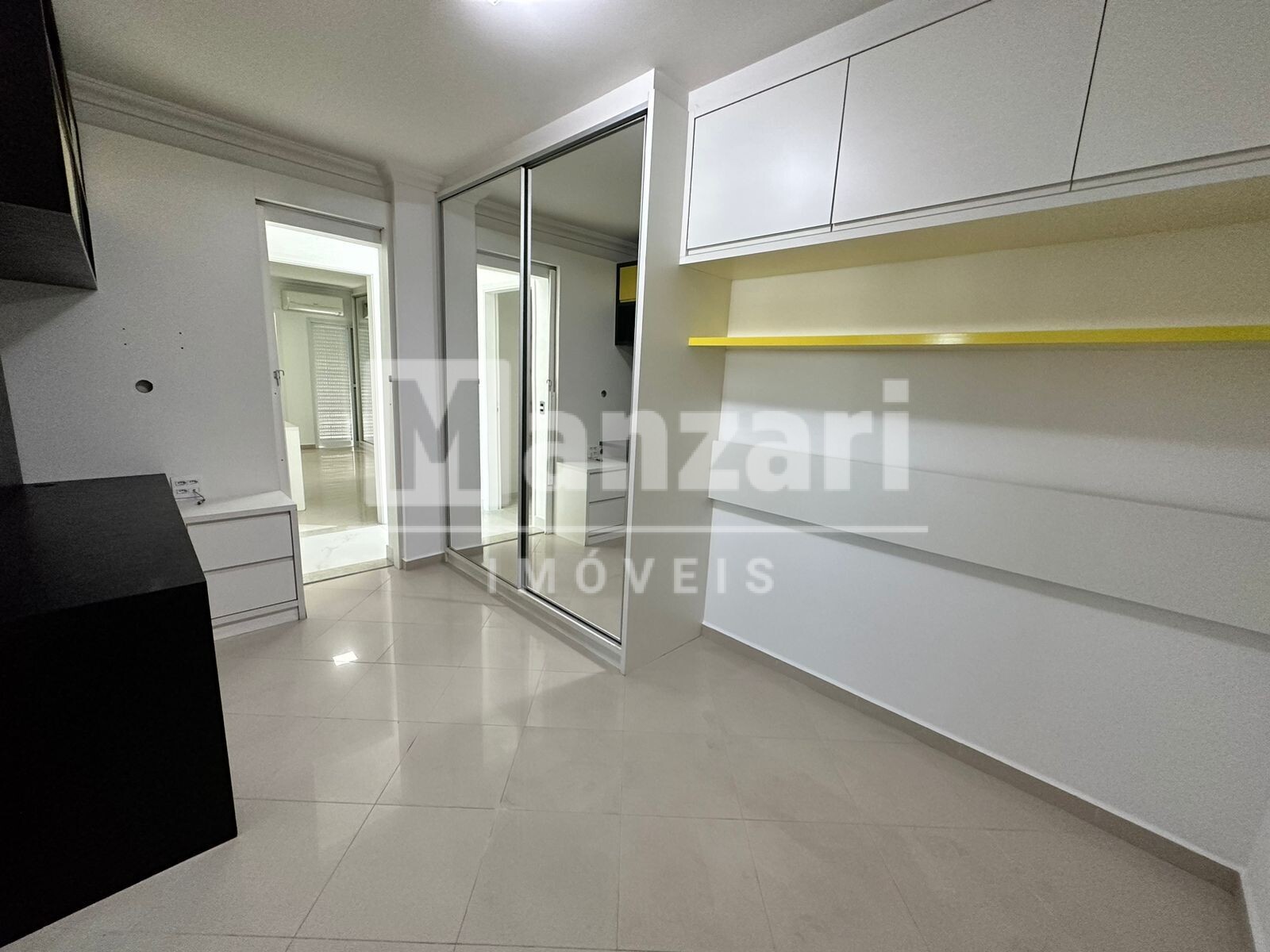 Apartamento à venda com 3 quartos, 177m² - Foto 19