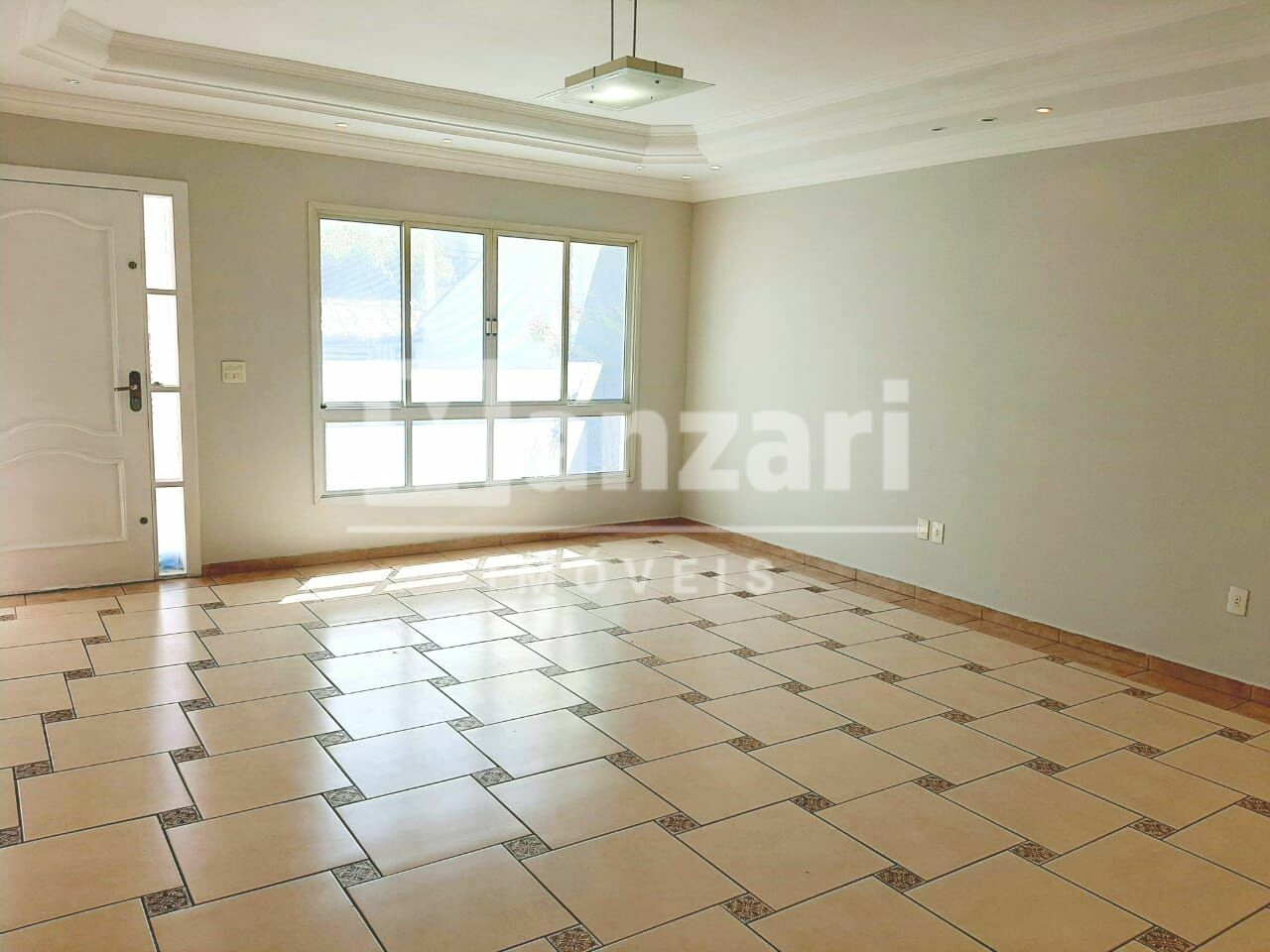 Sobrado à venda com 3 quartos, 325m² - Foto 2