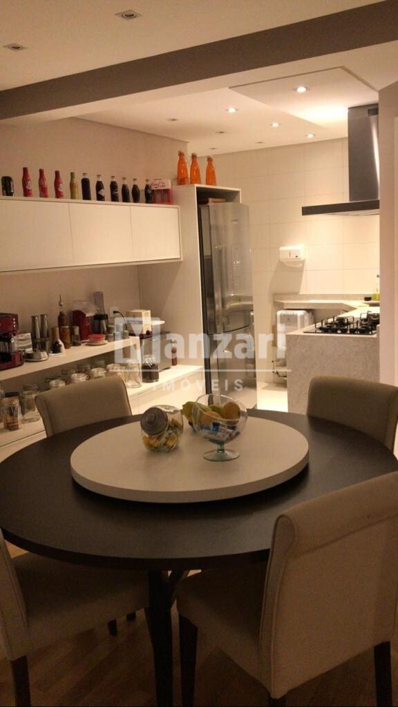 Apartamento à venda com 3 quartos, 97m² - Foto 5