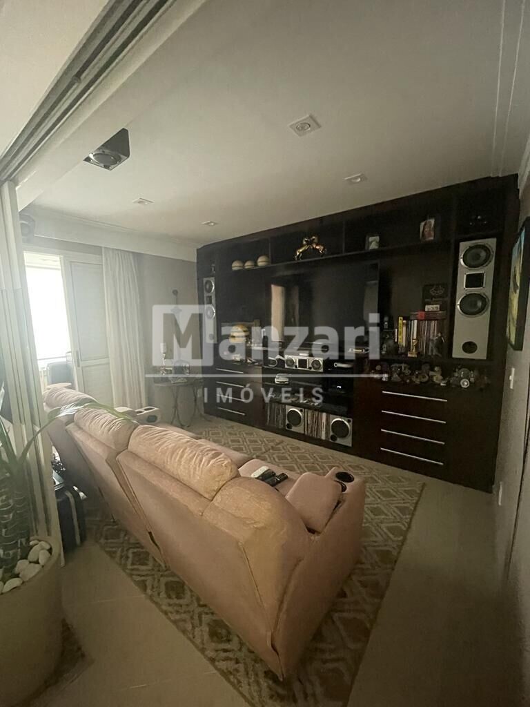 Apartamento à venda com 3 quartos, 152m² - Foto 2