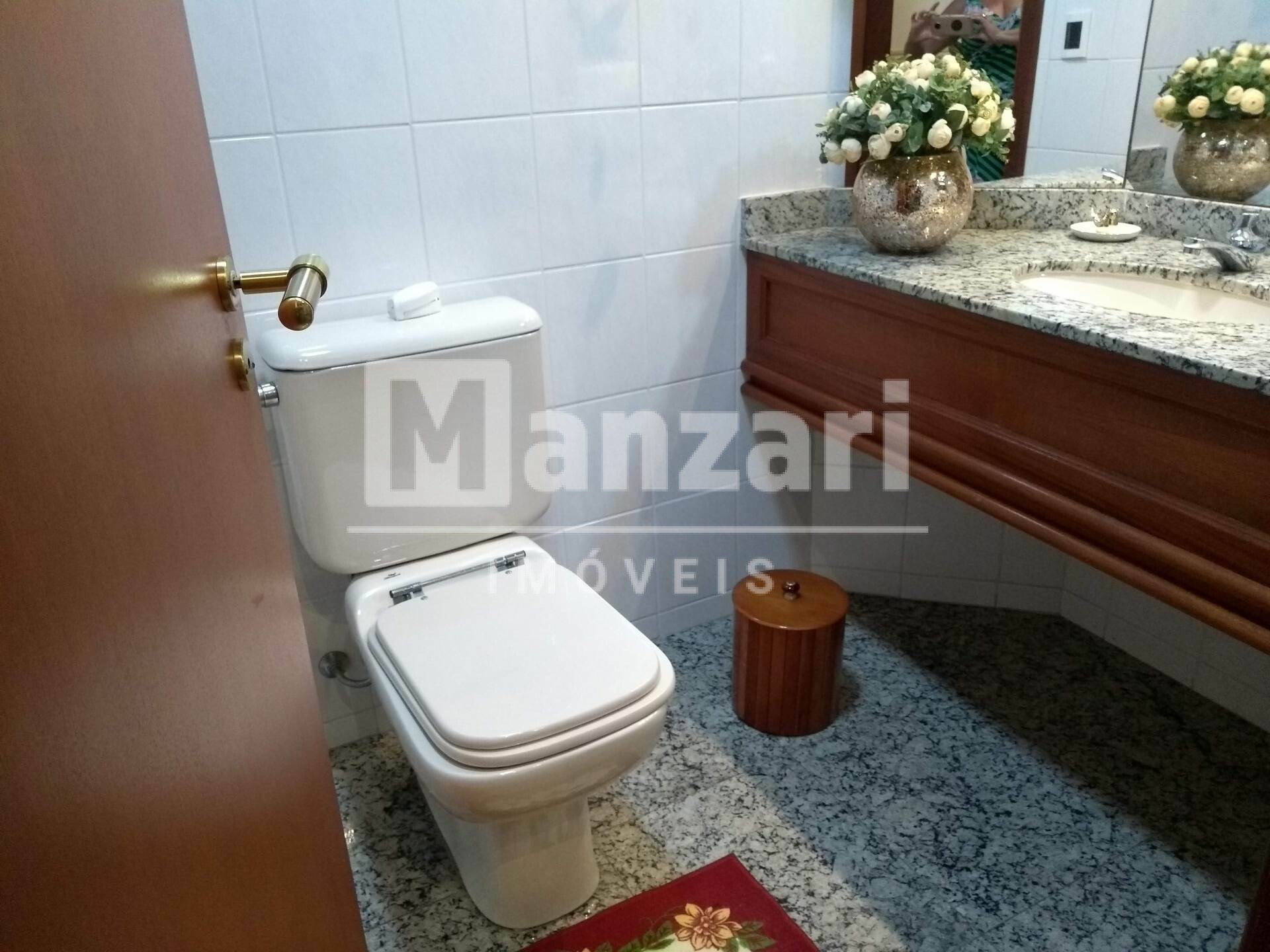 Apartamento à venda com 3 quartos, 207m² - Foto 9