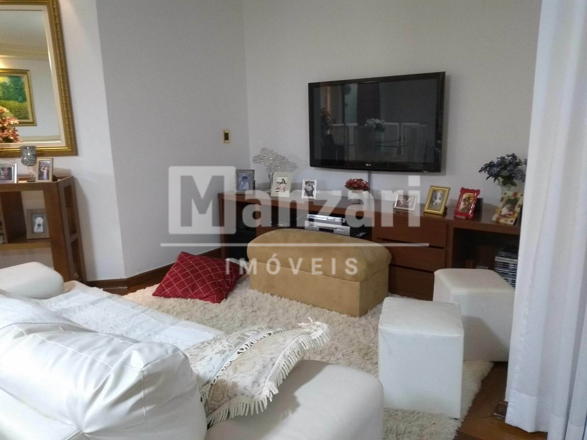 Apartamento à venda com 3 quartos, 207m² - Foto 3