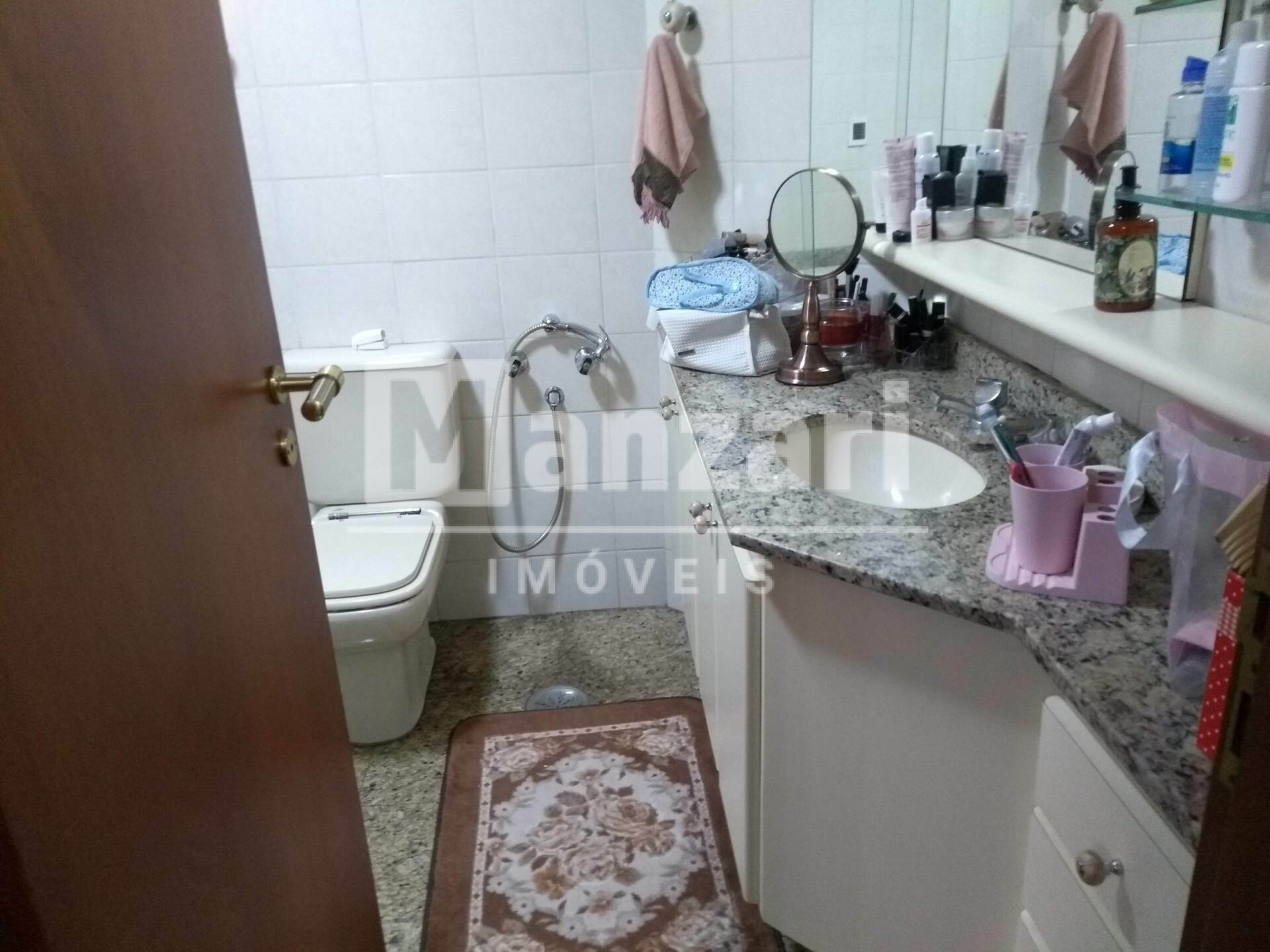 Apartamento à venda com 3 quartos, 207m² - Foto 29