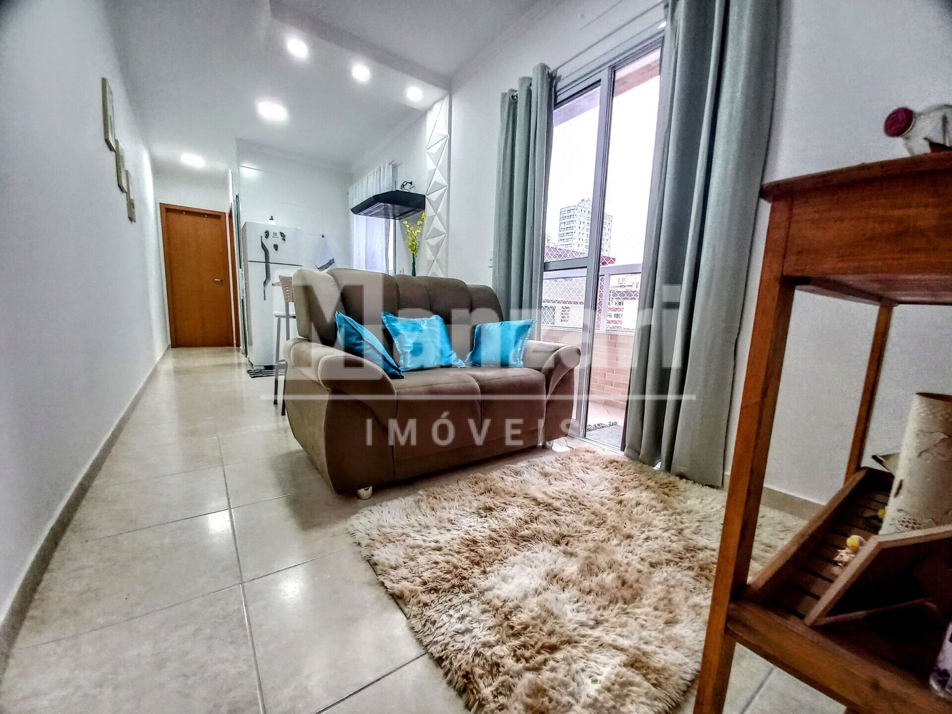 Apartamento à venda com 1 quarto, 40m² - Foto 2