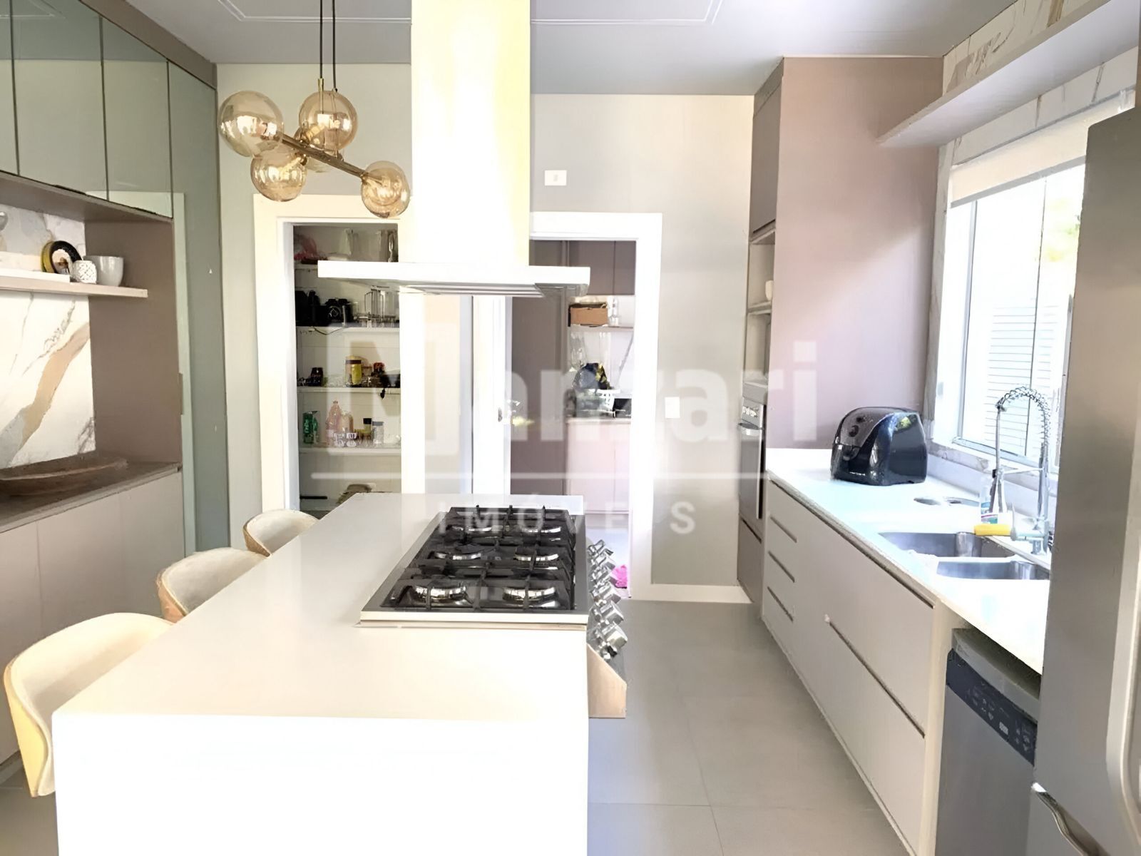 Casa à venda com 6 quartos, 642m² - Foto 13