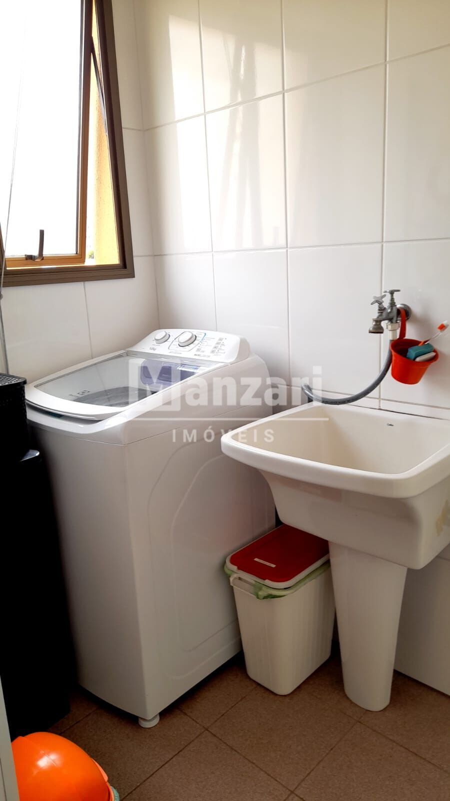 Apartamento à venda com 2 quartos, 76m² - Foto 11