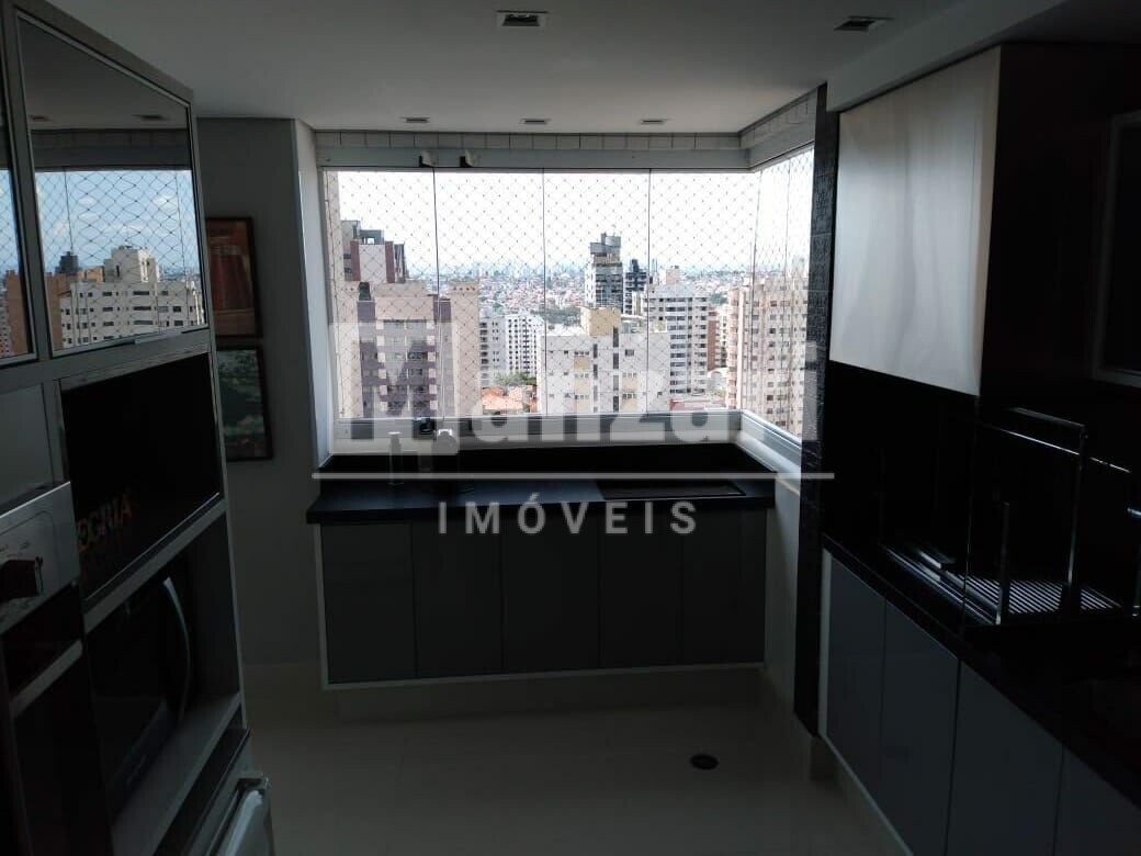 Apartamento à venda com 4 quartos, 261m² - Foto 8