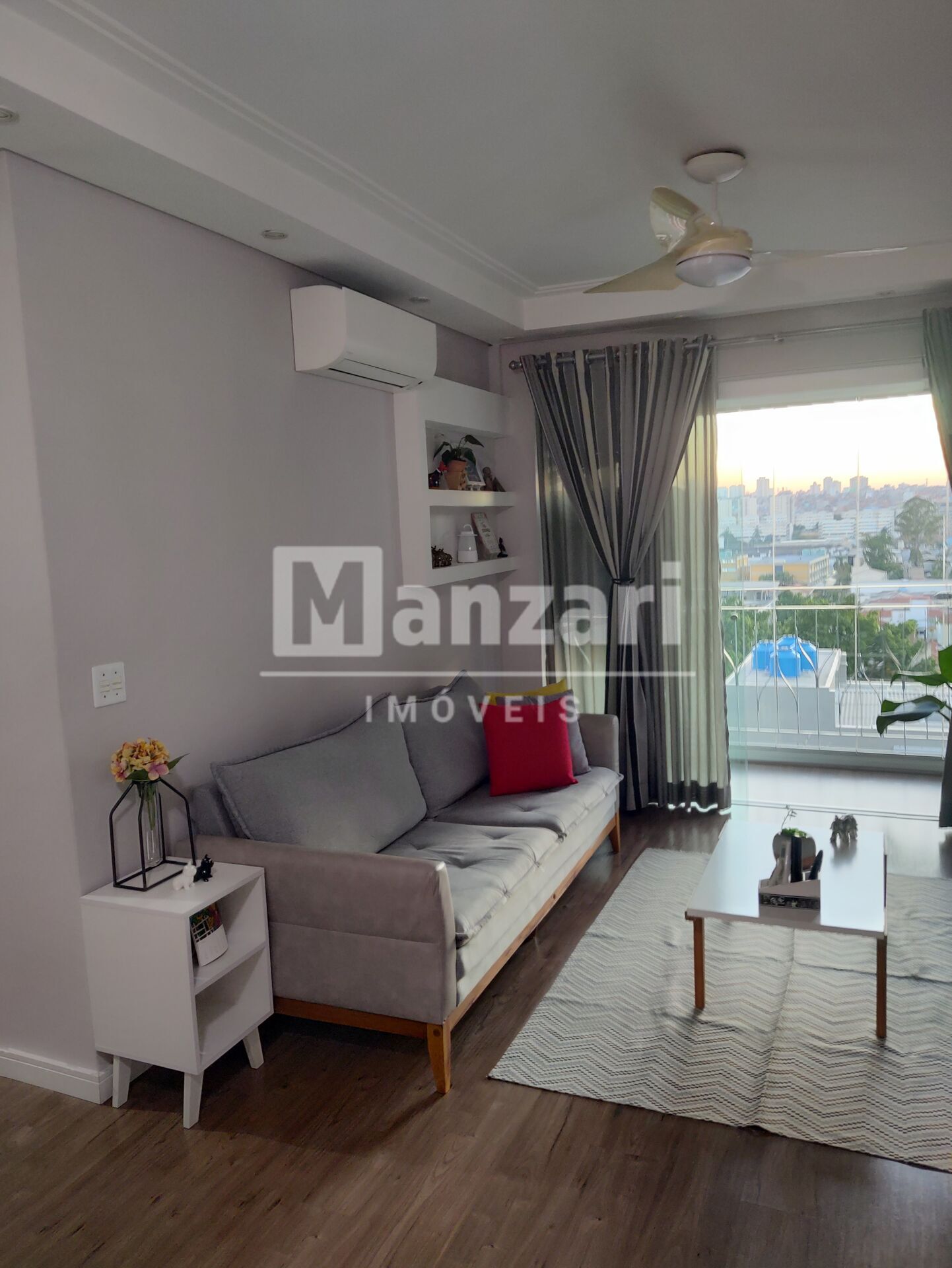 Apartamento à venda com 3 quartos, 101m² - Foto 8