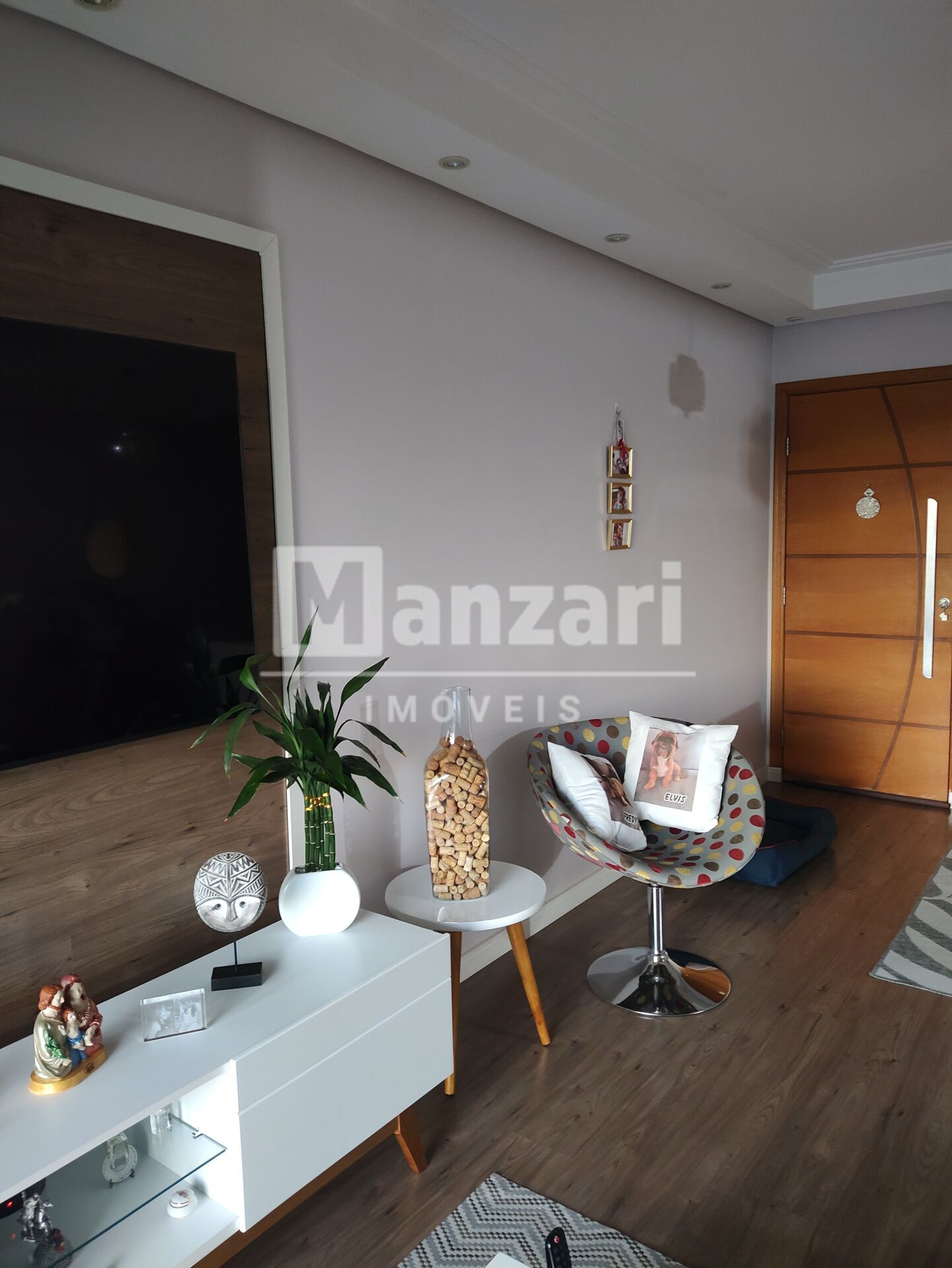 Apartamento à venda com 3 quartos, 101m² - Foto 2