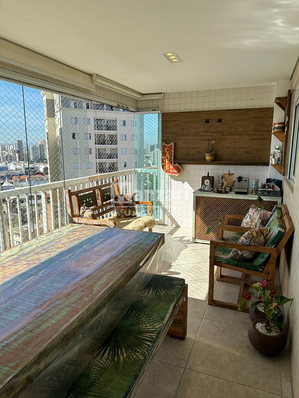 Apartamento à venda com 3 quartos, 140m² - Foto 4