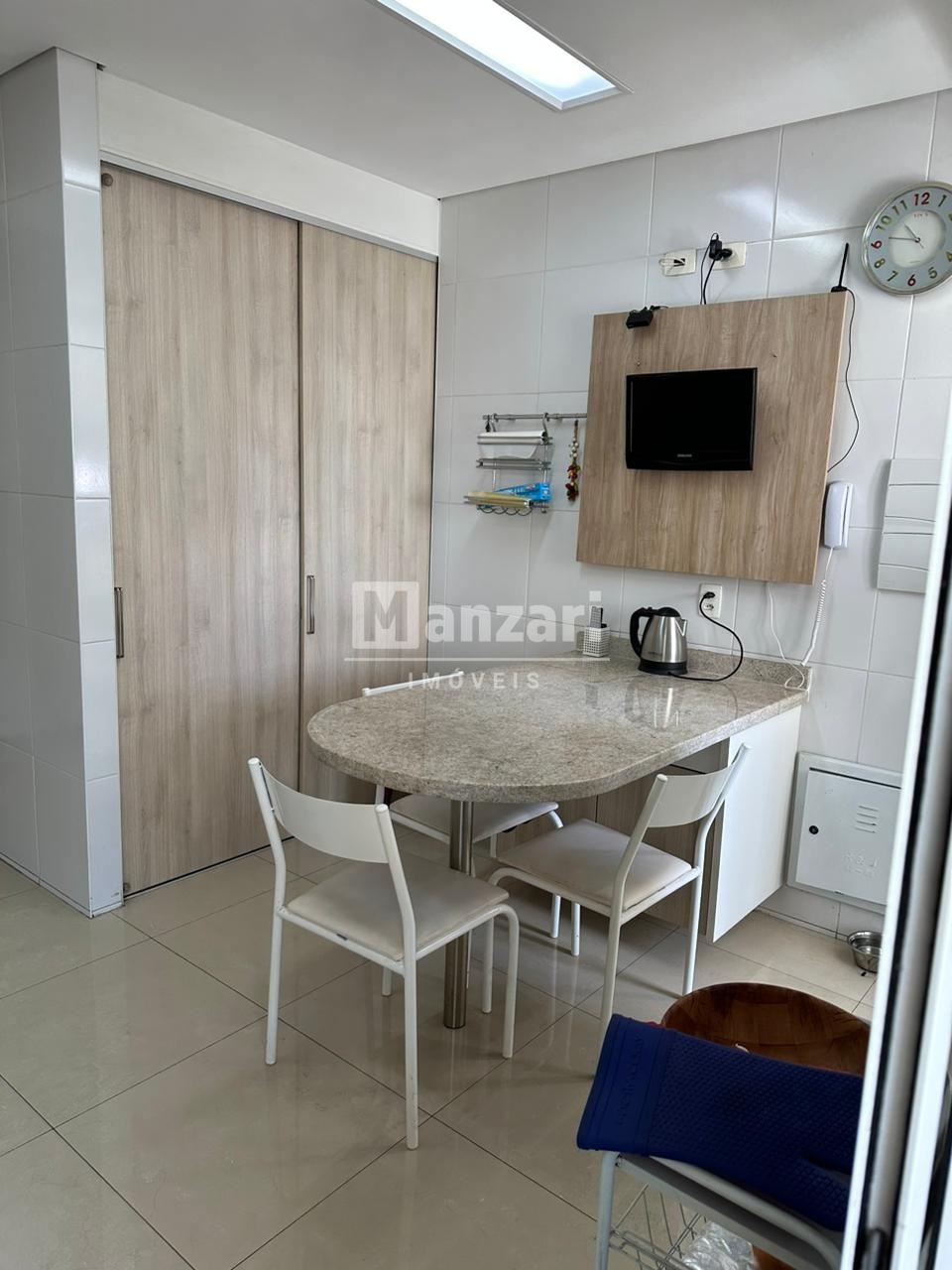 Apartamento à venda com 3 quartos, 140m² - Foto 10