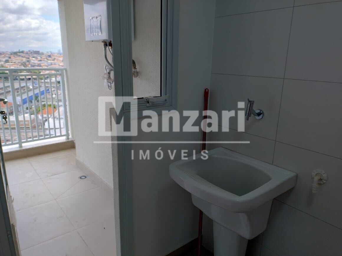 Apartamento para alugar com 2 quartos, 85m² - Foto 9