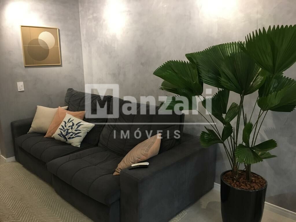 Apartamento à venda com 2 quartos, 65m² - Foto 4