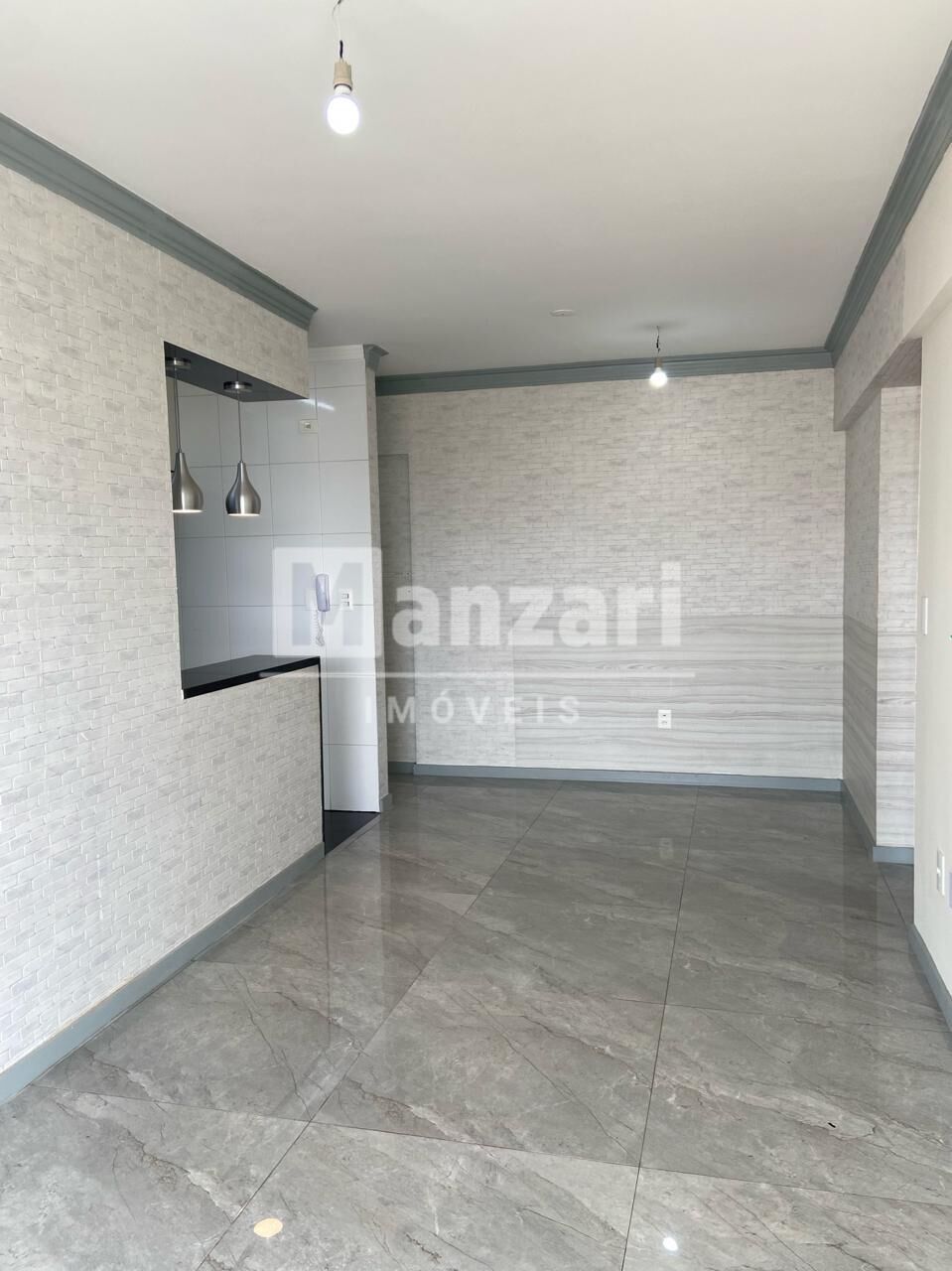 Apartamento à venda com 2 quartos, 72m² - Foto 4