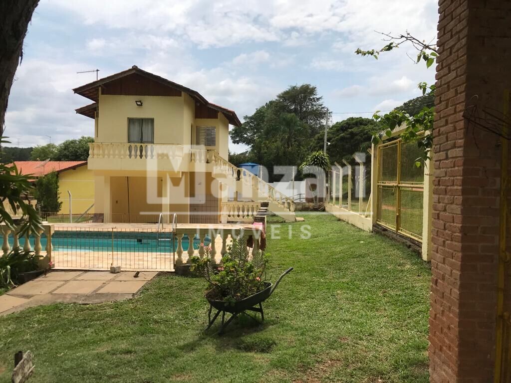 Fazenda à venda com 6 quartos, 2500m² - Foto 2