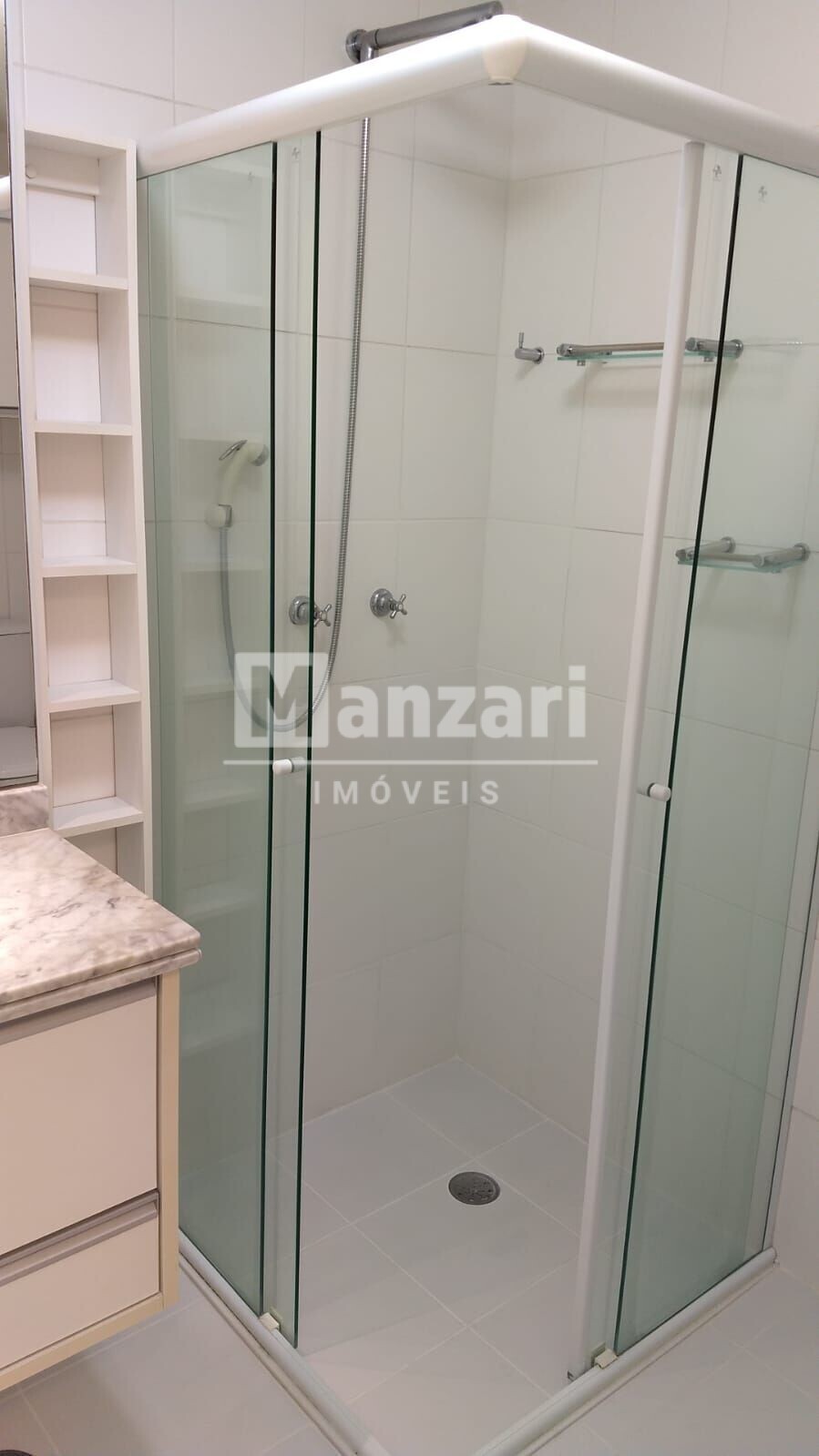 Apartamento à venda com 2 quartos, 85m² - Foto 17